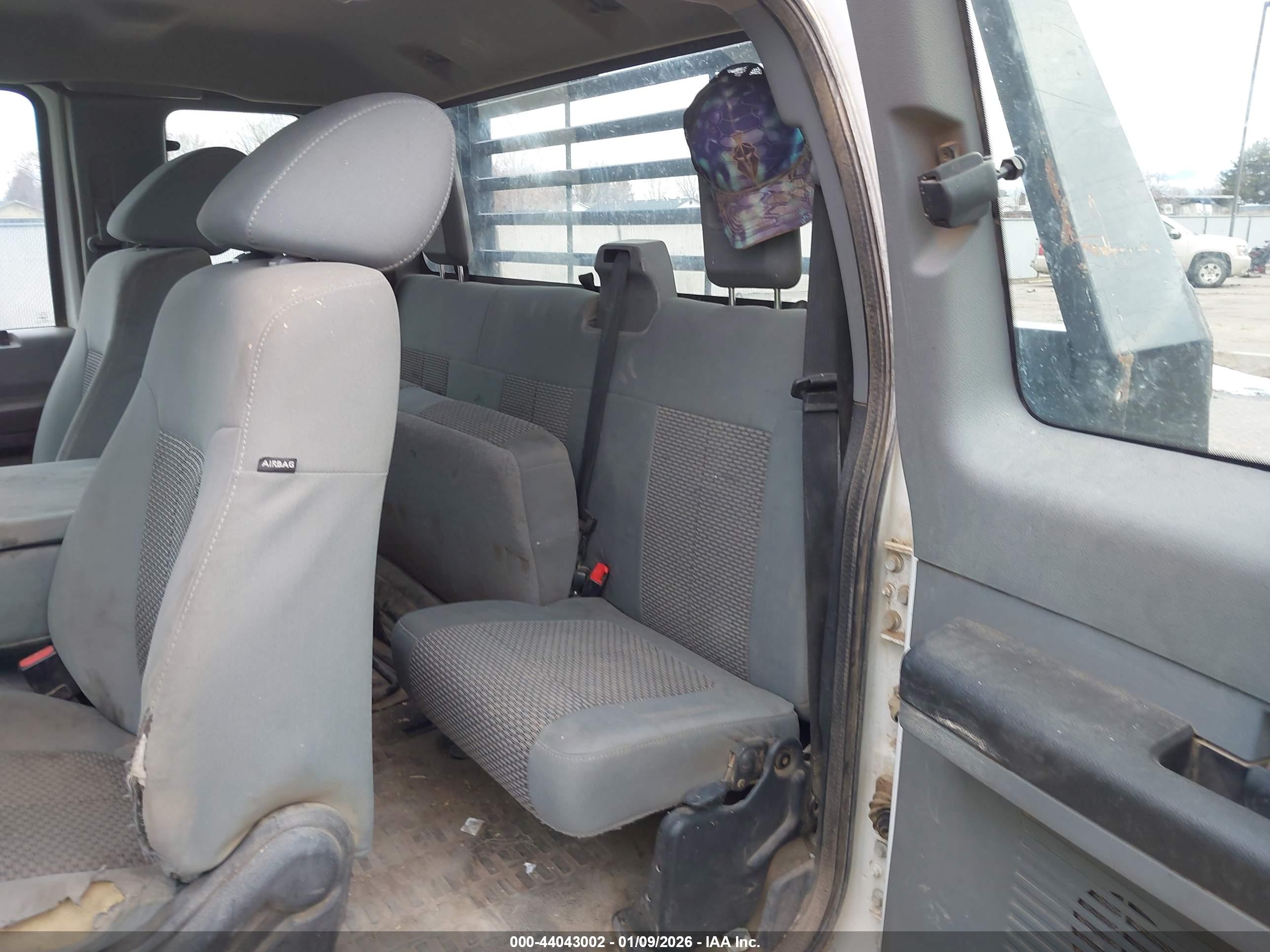 FORD F-350 image 7