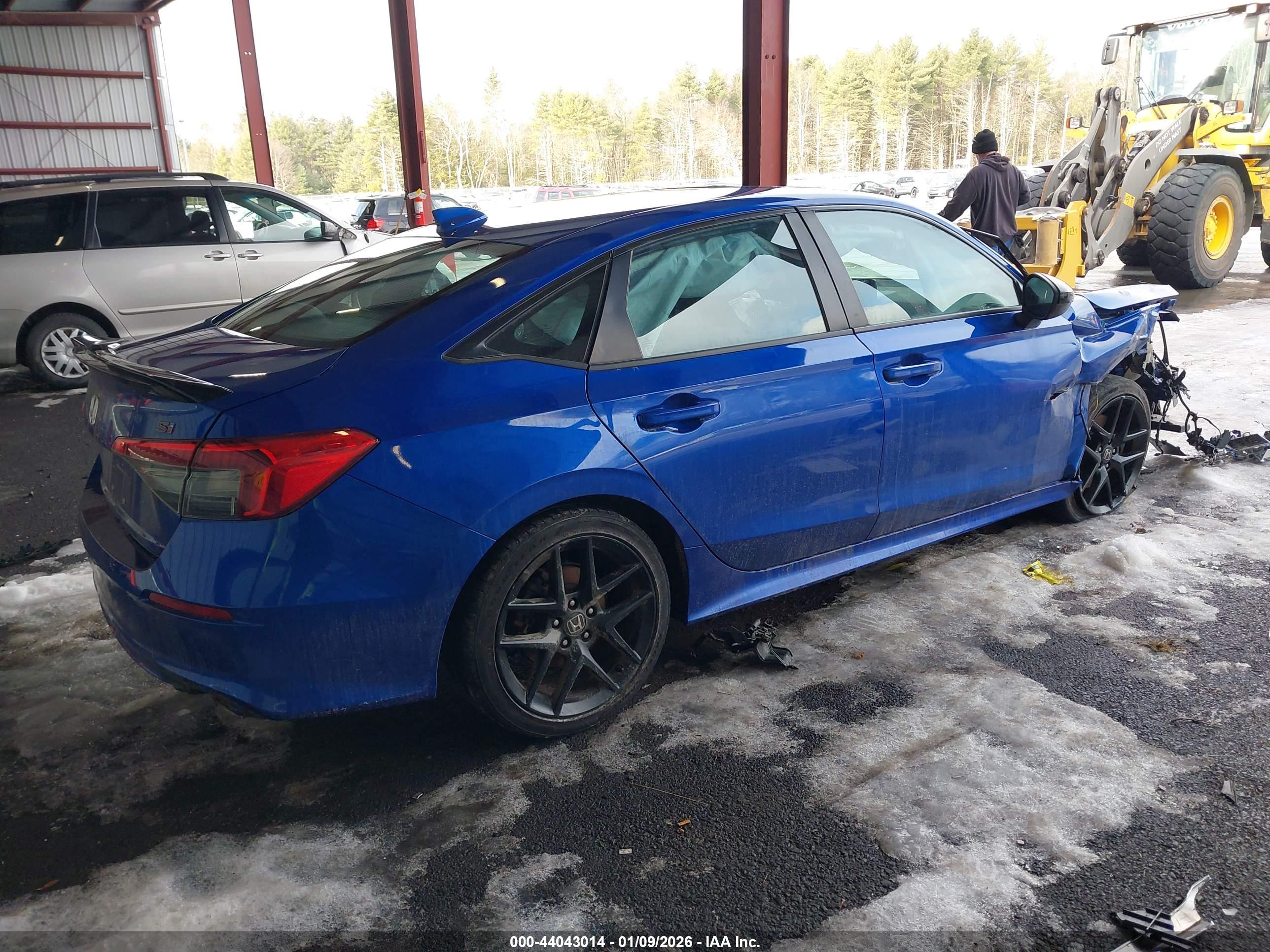 HONDA CIVIC image 4