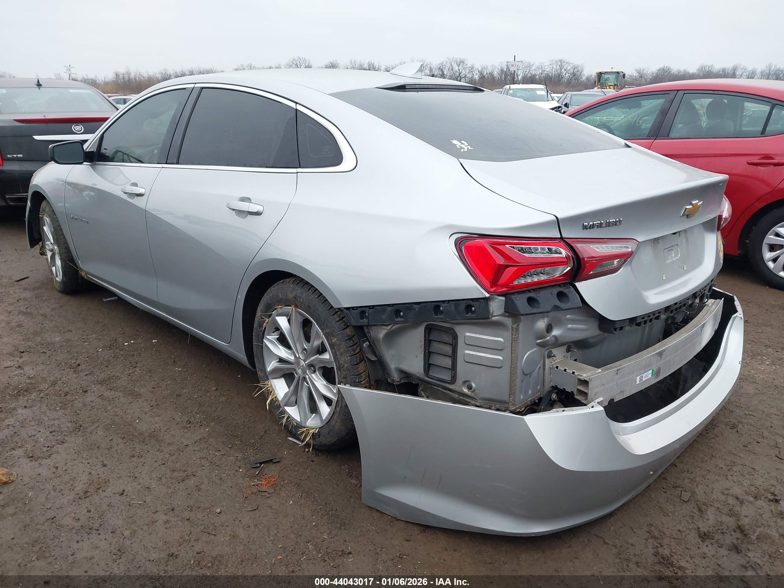 CHEVROLET MALIBU image 3