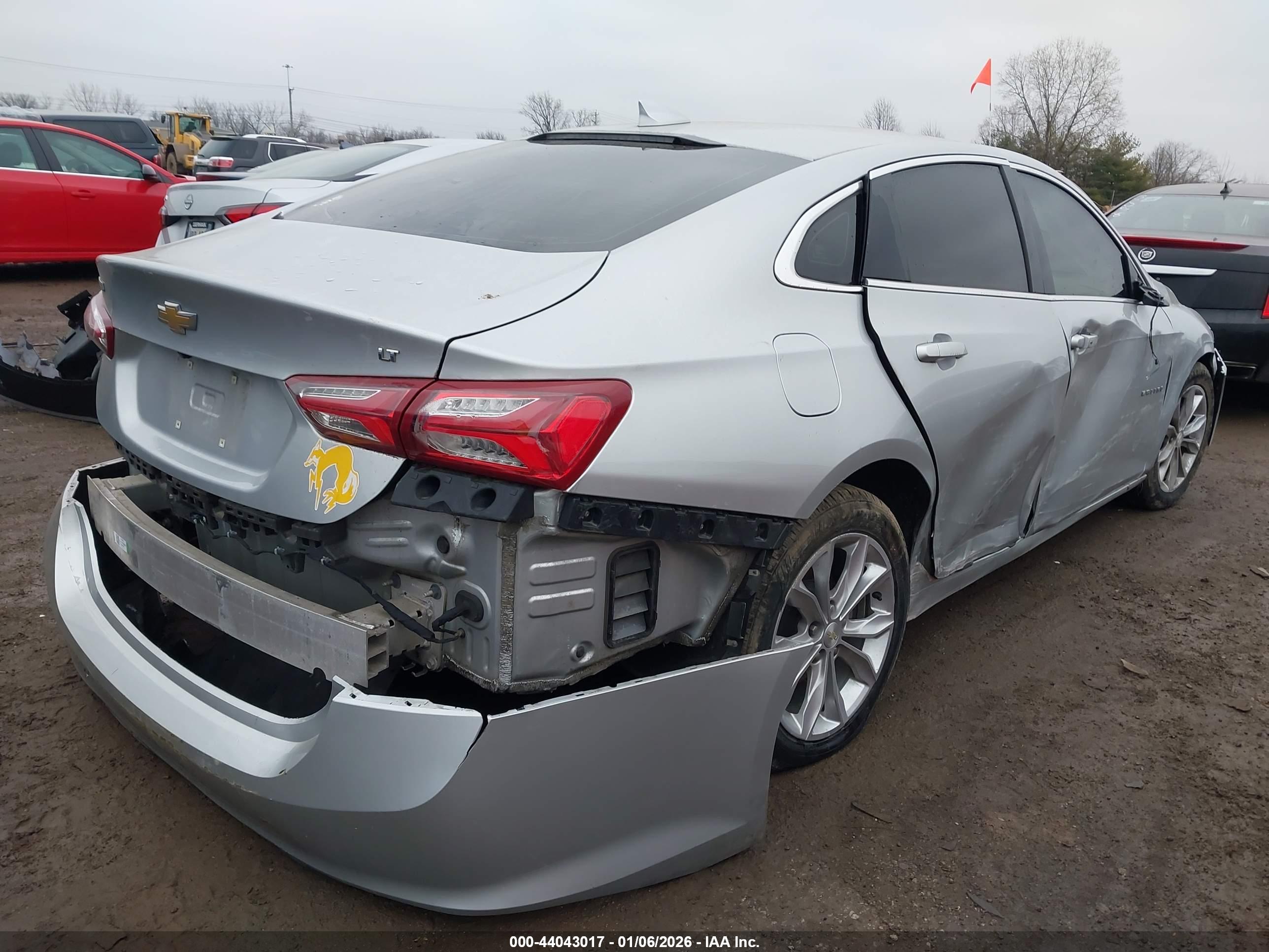CHEVROLET MALIBU image 4