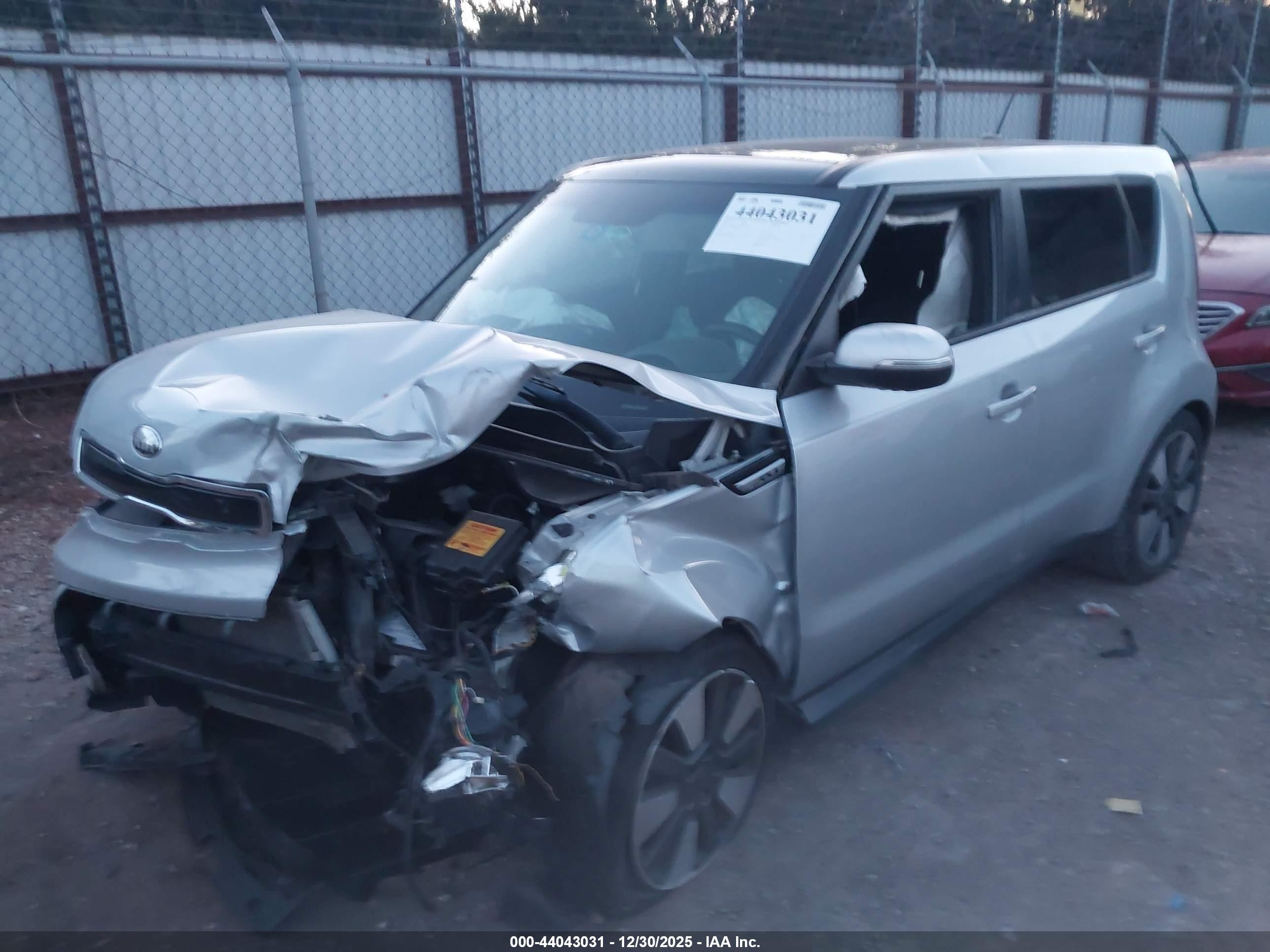 KIA SOUL image 2