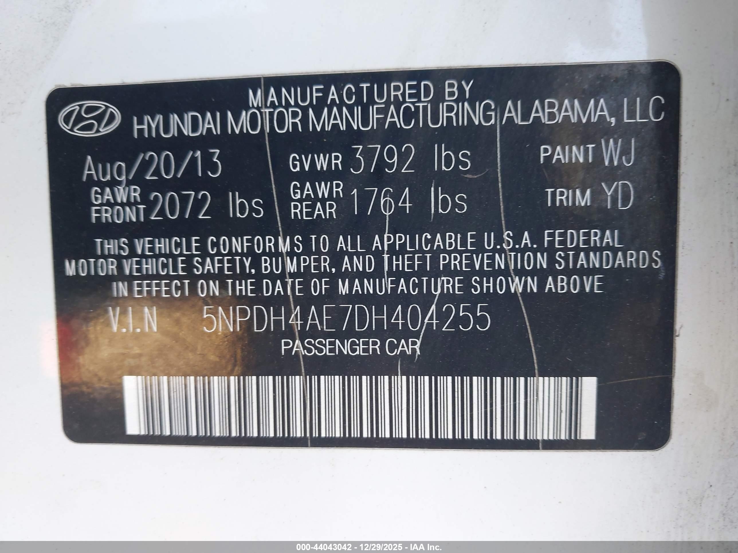 HYUNDAI ELANTRA image 9