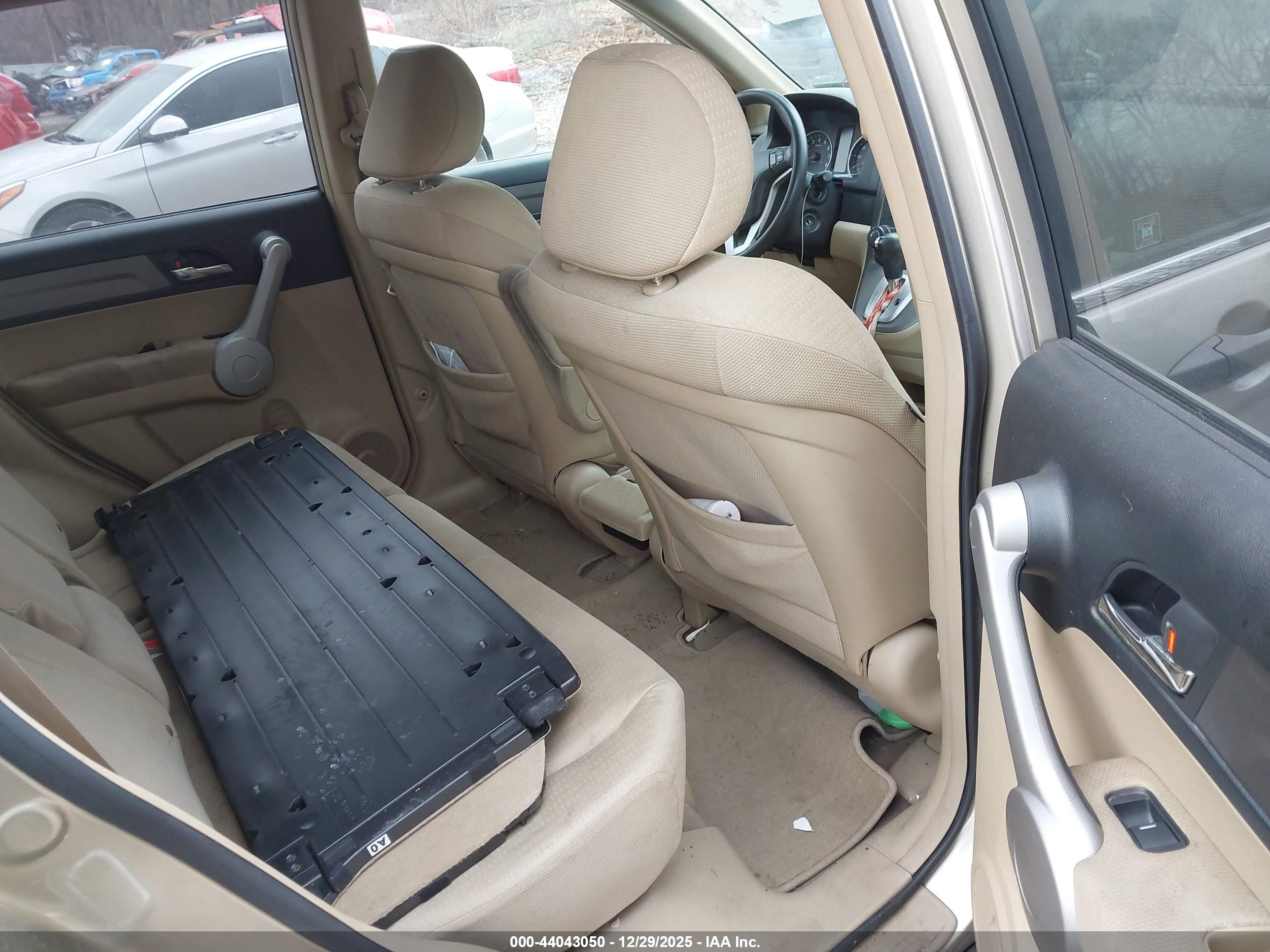 HONDA CR-V image 8