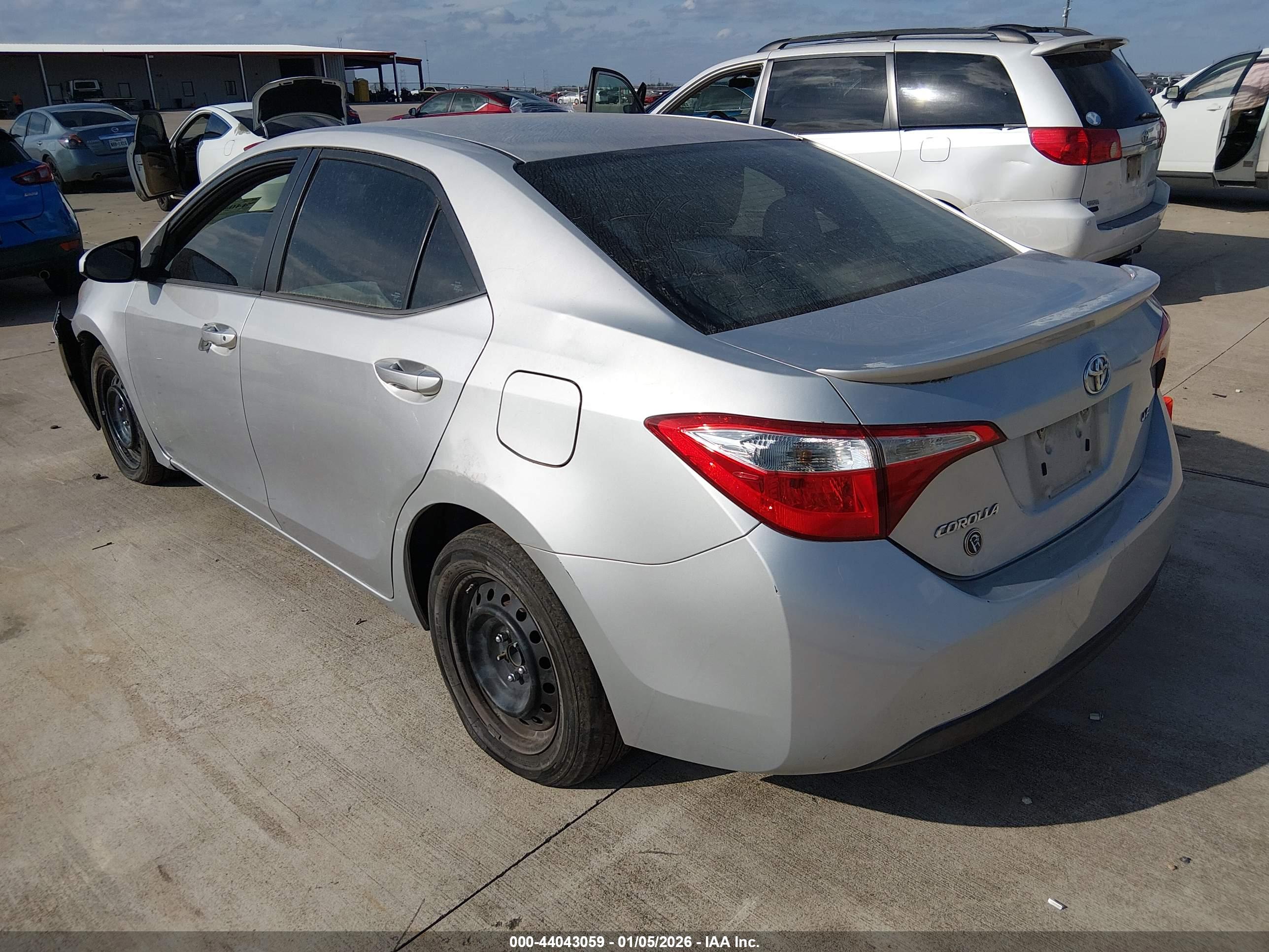 TOYOTA COROLLA image 3
