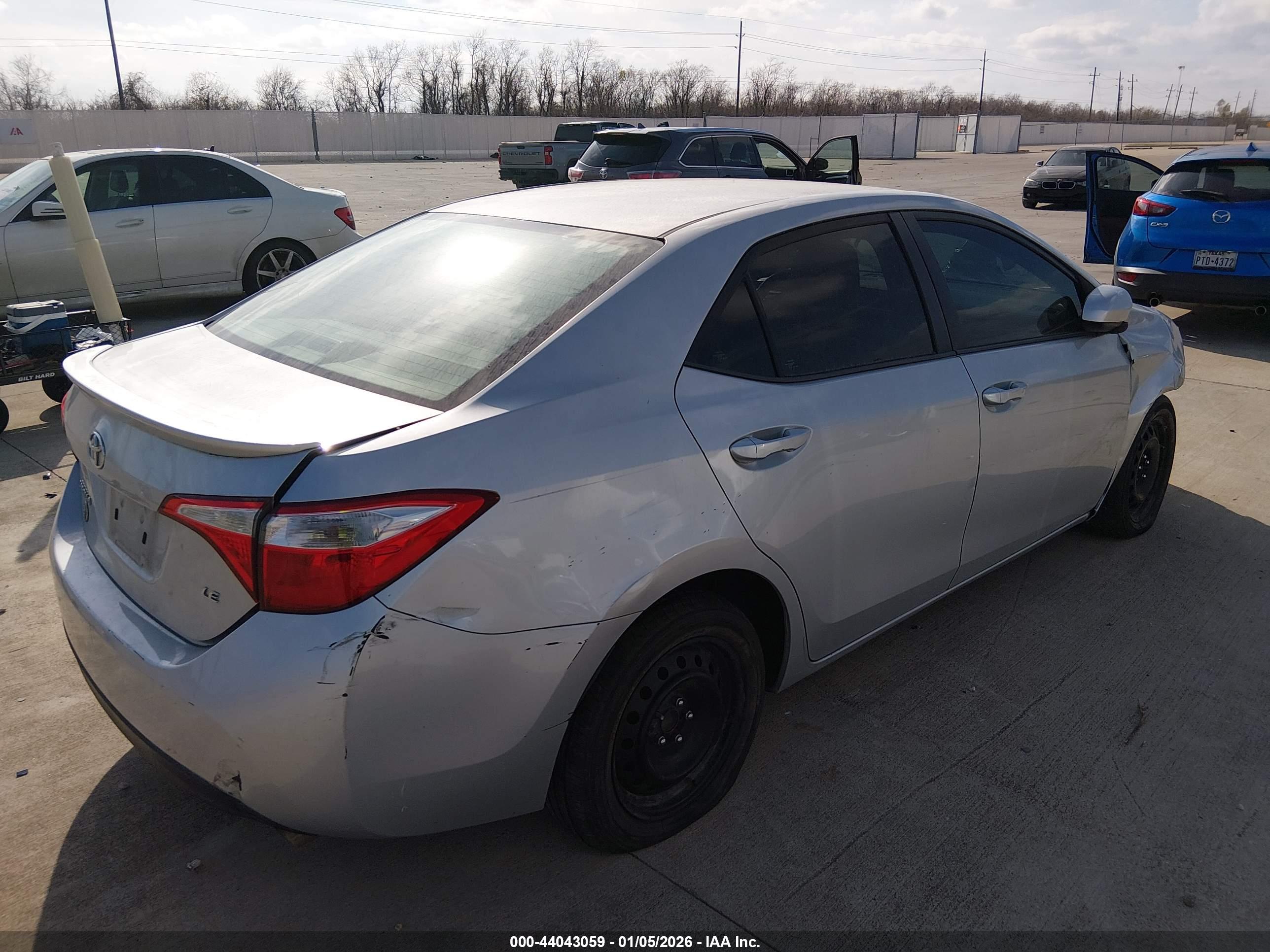 TOYOTA COROLLA image 4