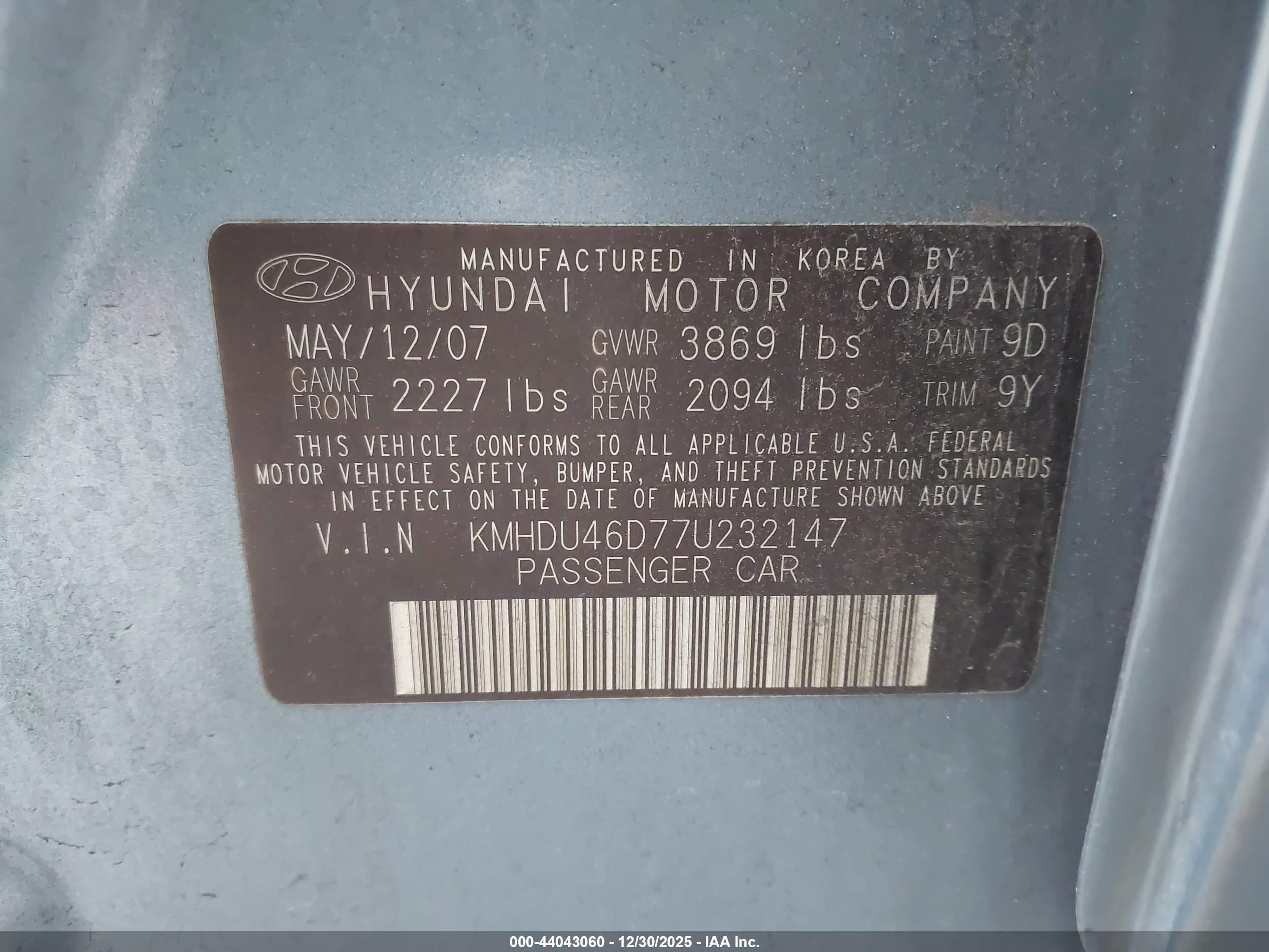 HYUNDAI ELANTRA image 9