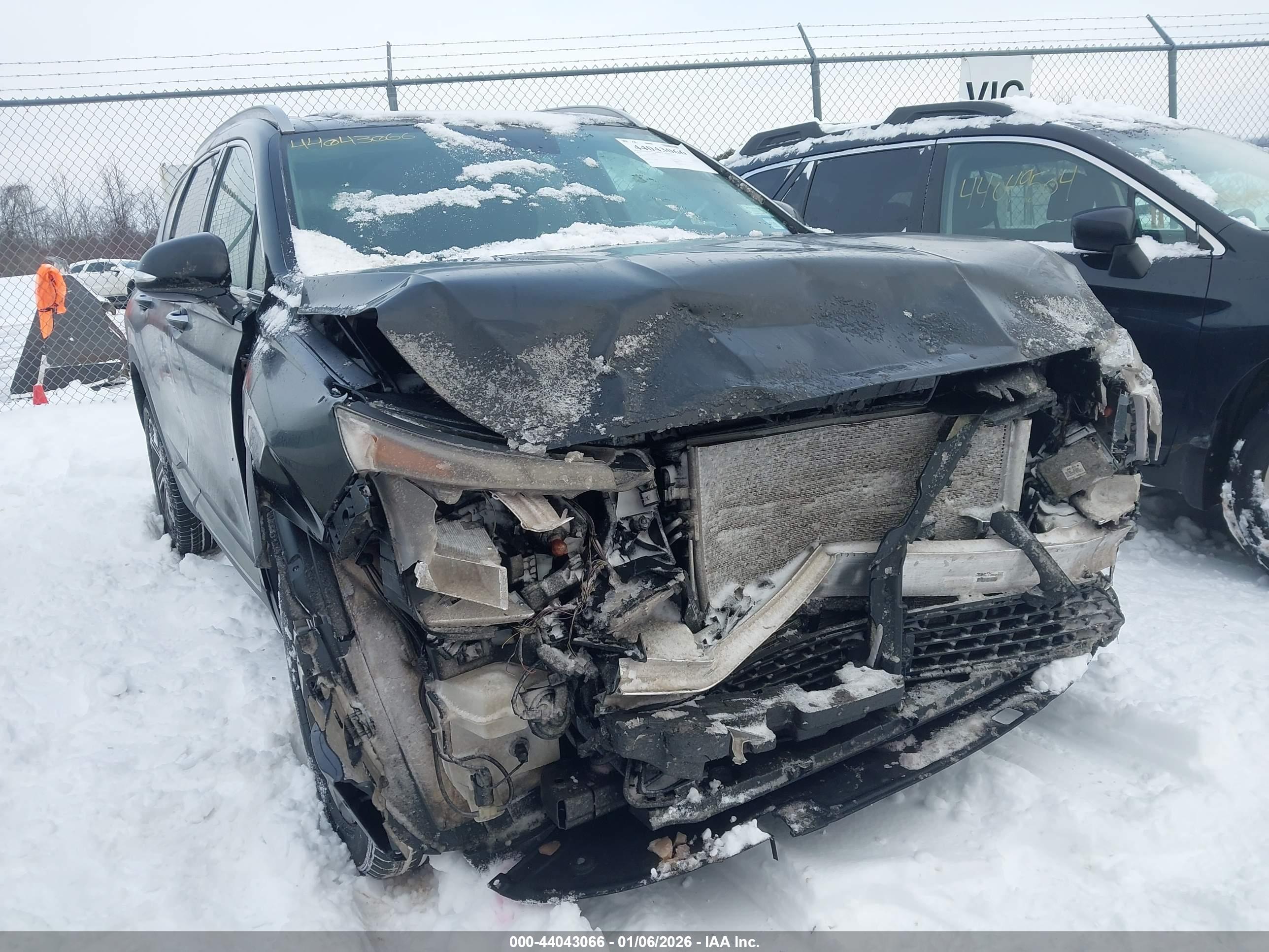 HYUNDAI SANTA image 6