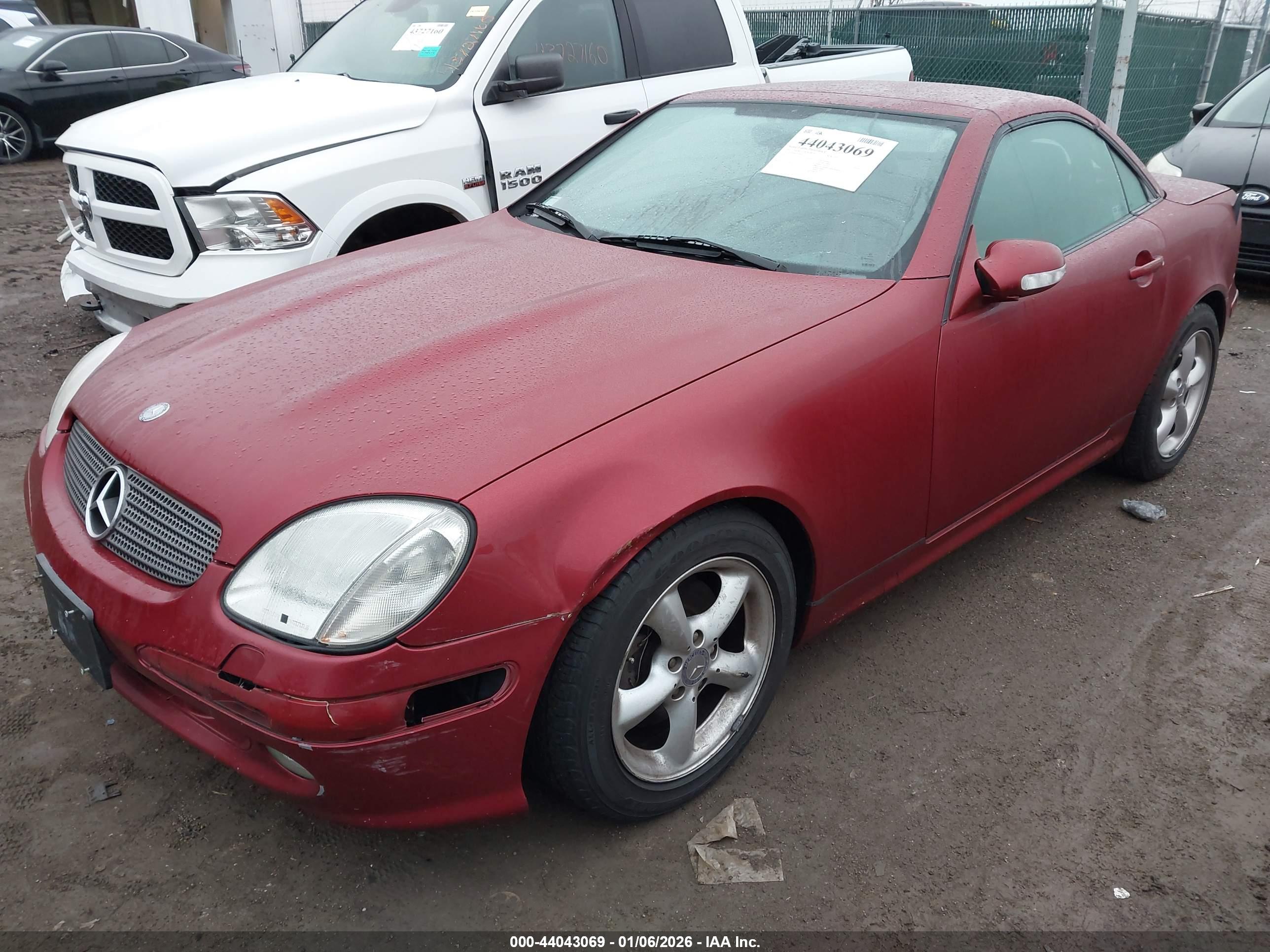 MERCEDES-BENZ SLK image 2