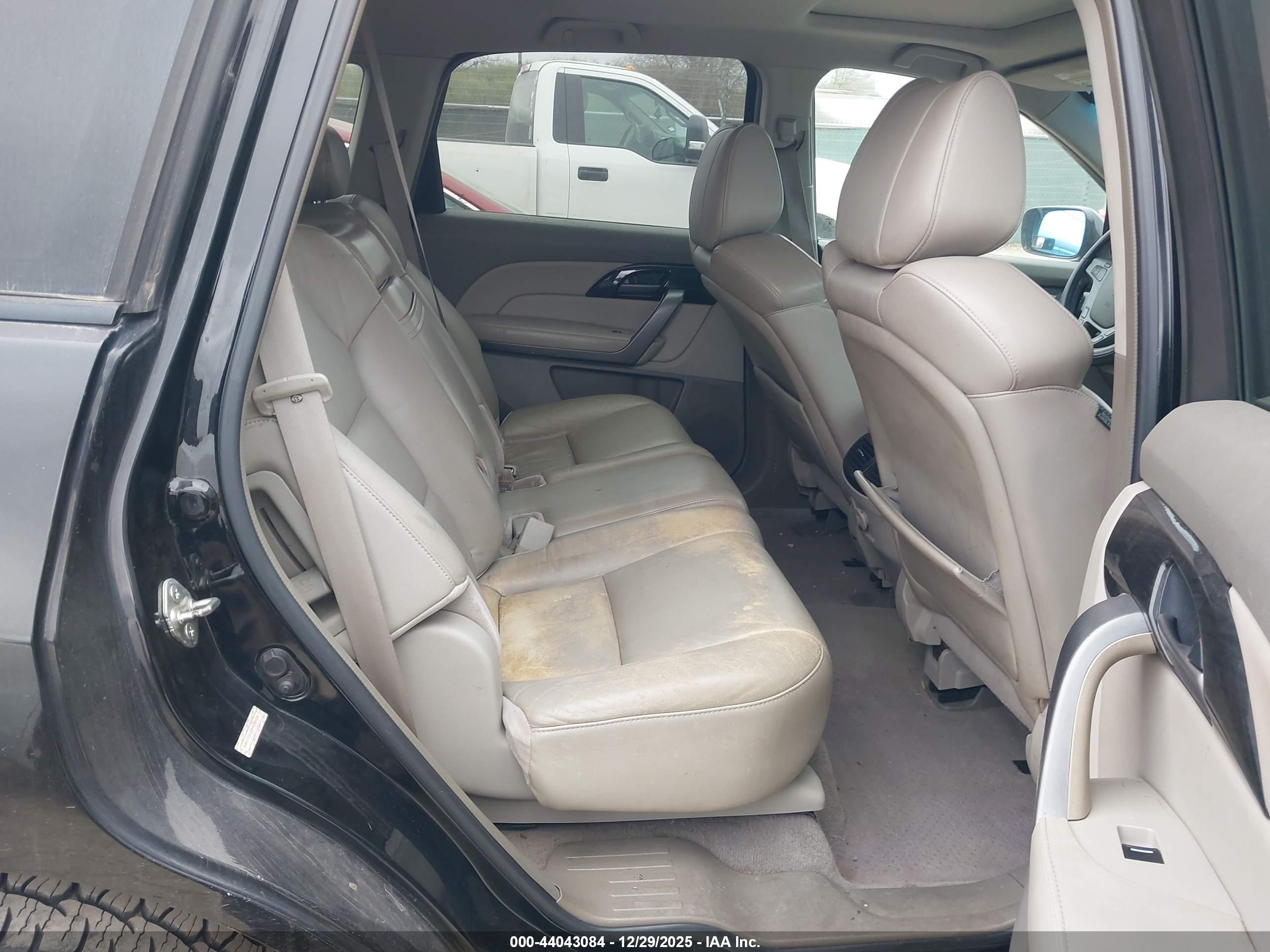 ACURA MDX image 8
