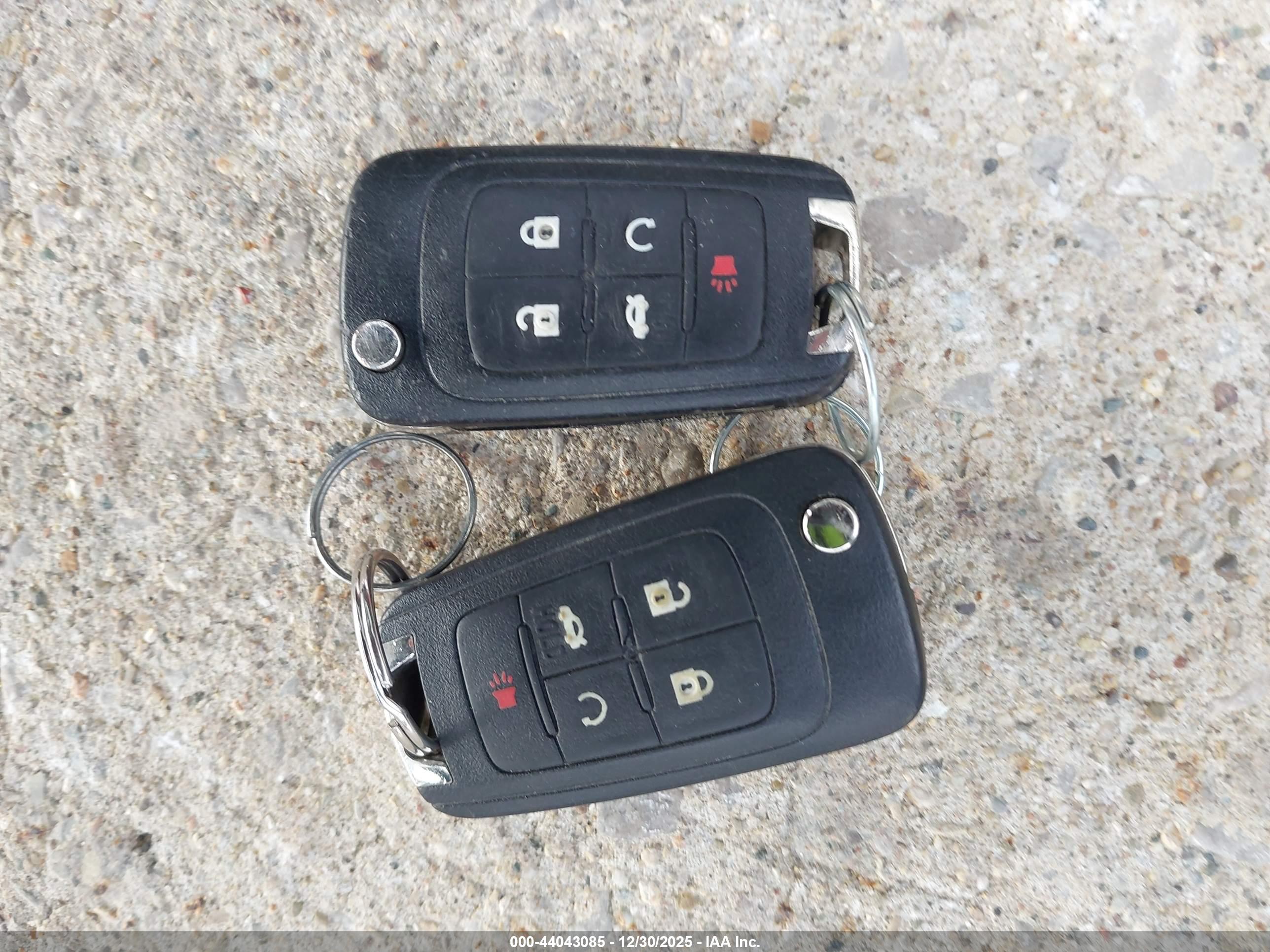 CHEVROLET EQUINOX image 11