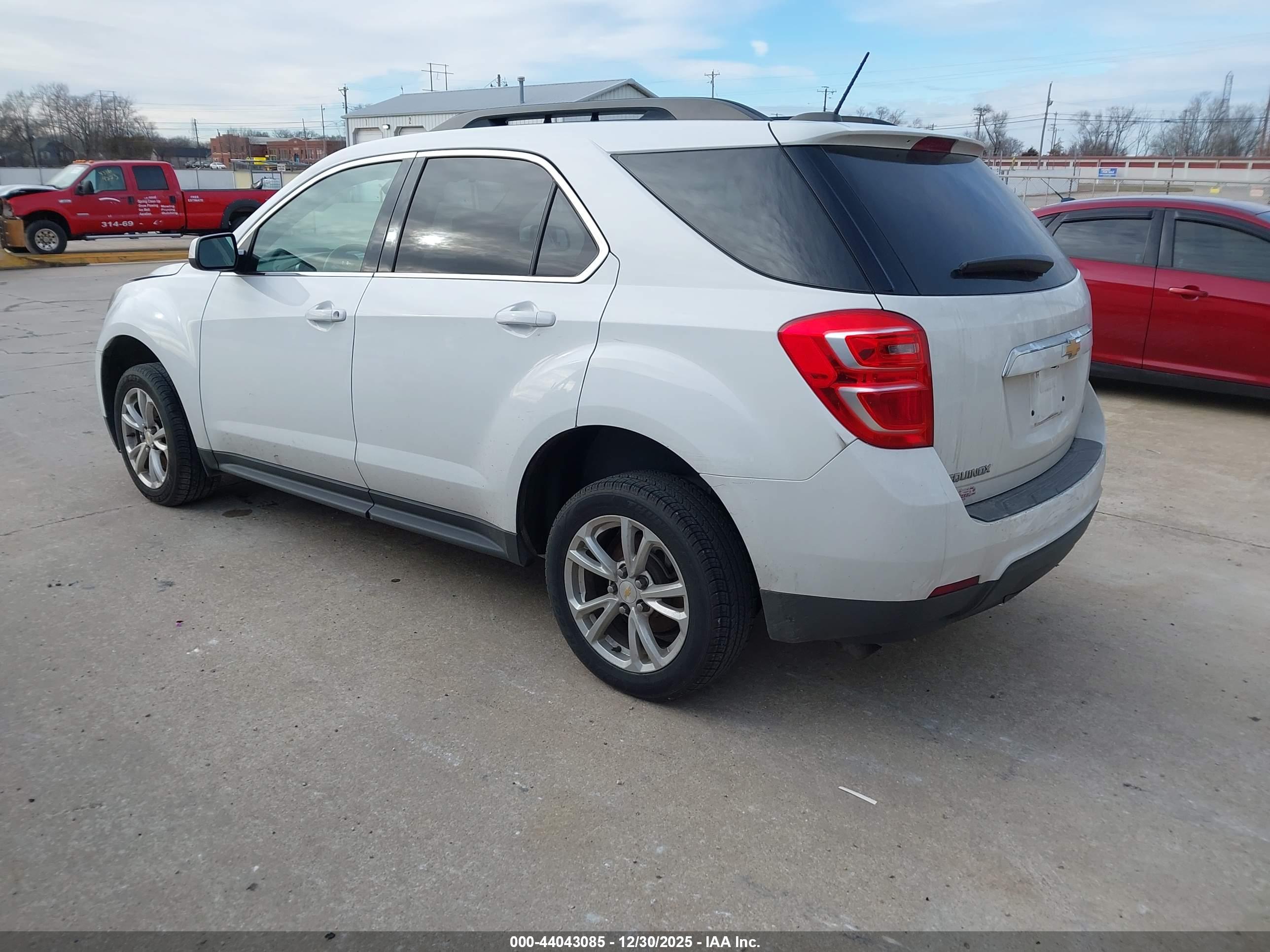 CHEVROLET EQUINOX image 3