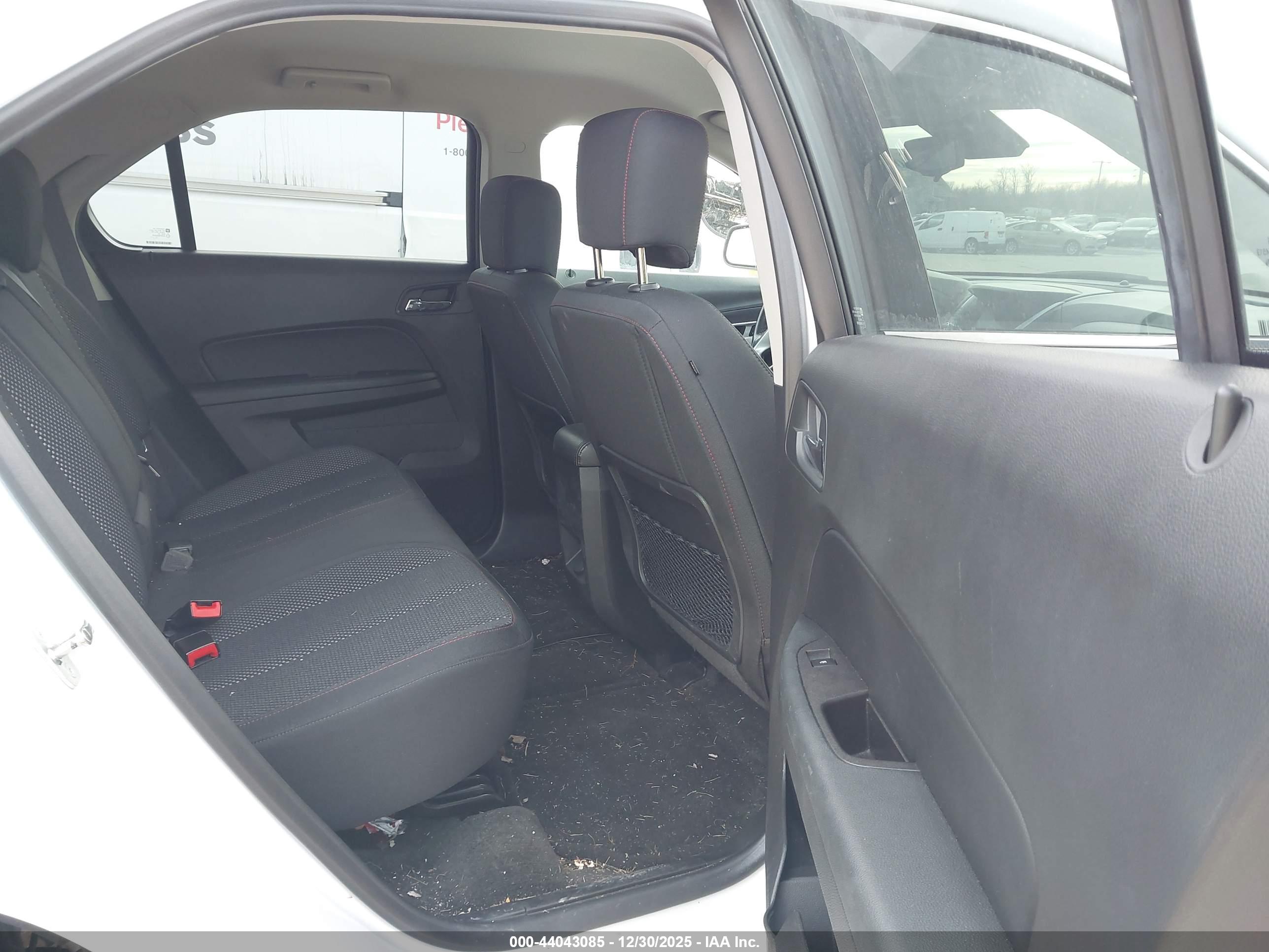 CHEVROLET EQUINOX image 8