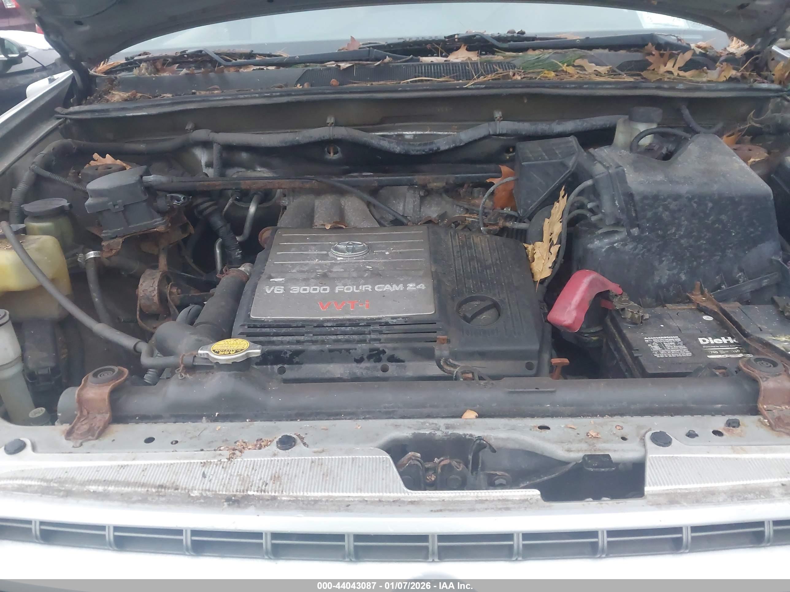 TOYOTA HIGHLANDER image 10