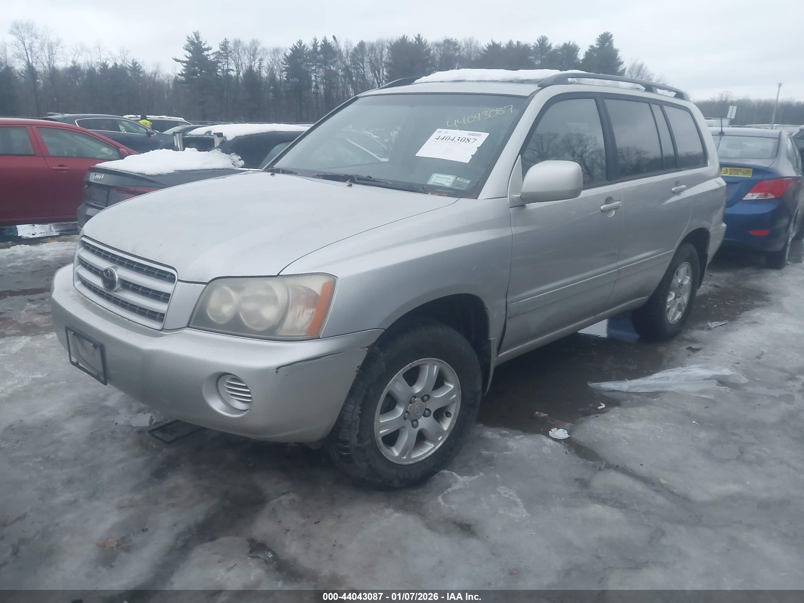 TOYOTA HIGHLANDER image 2