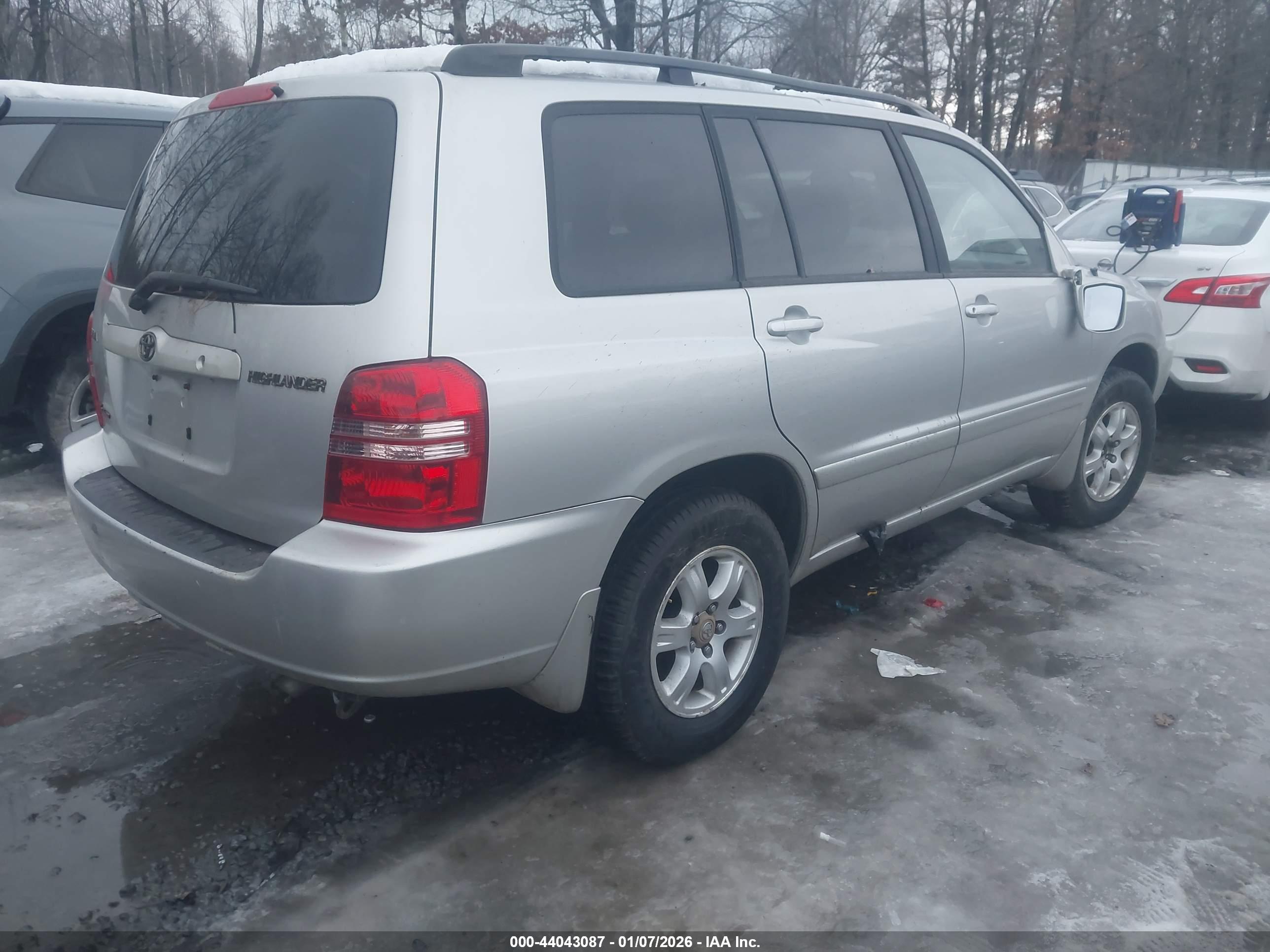 TOYOTA HIGHLANDER image 4