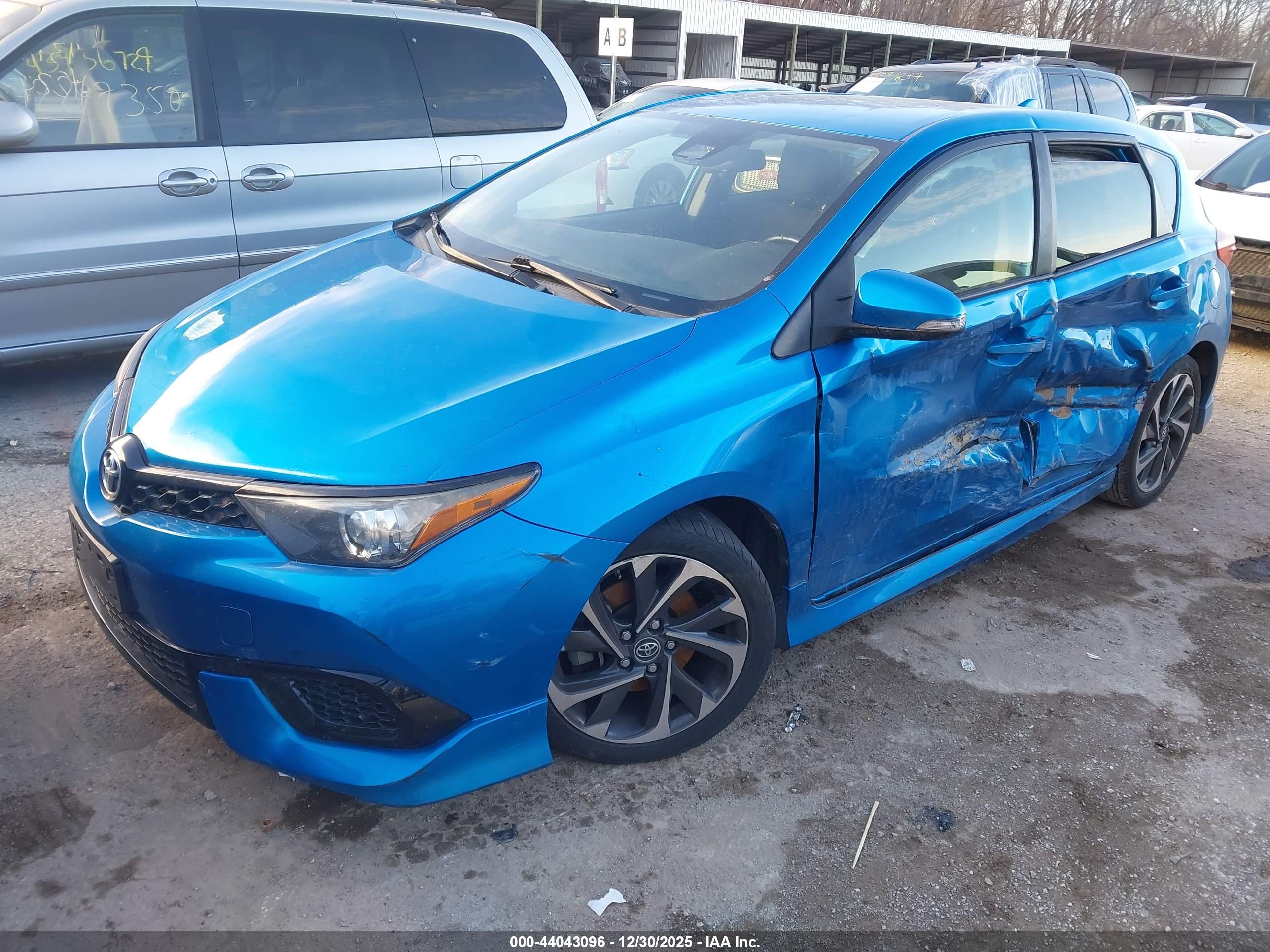 TOYOTA COROLLA image 2