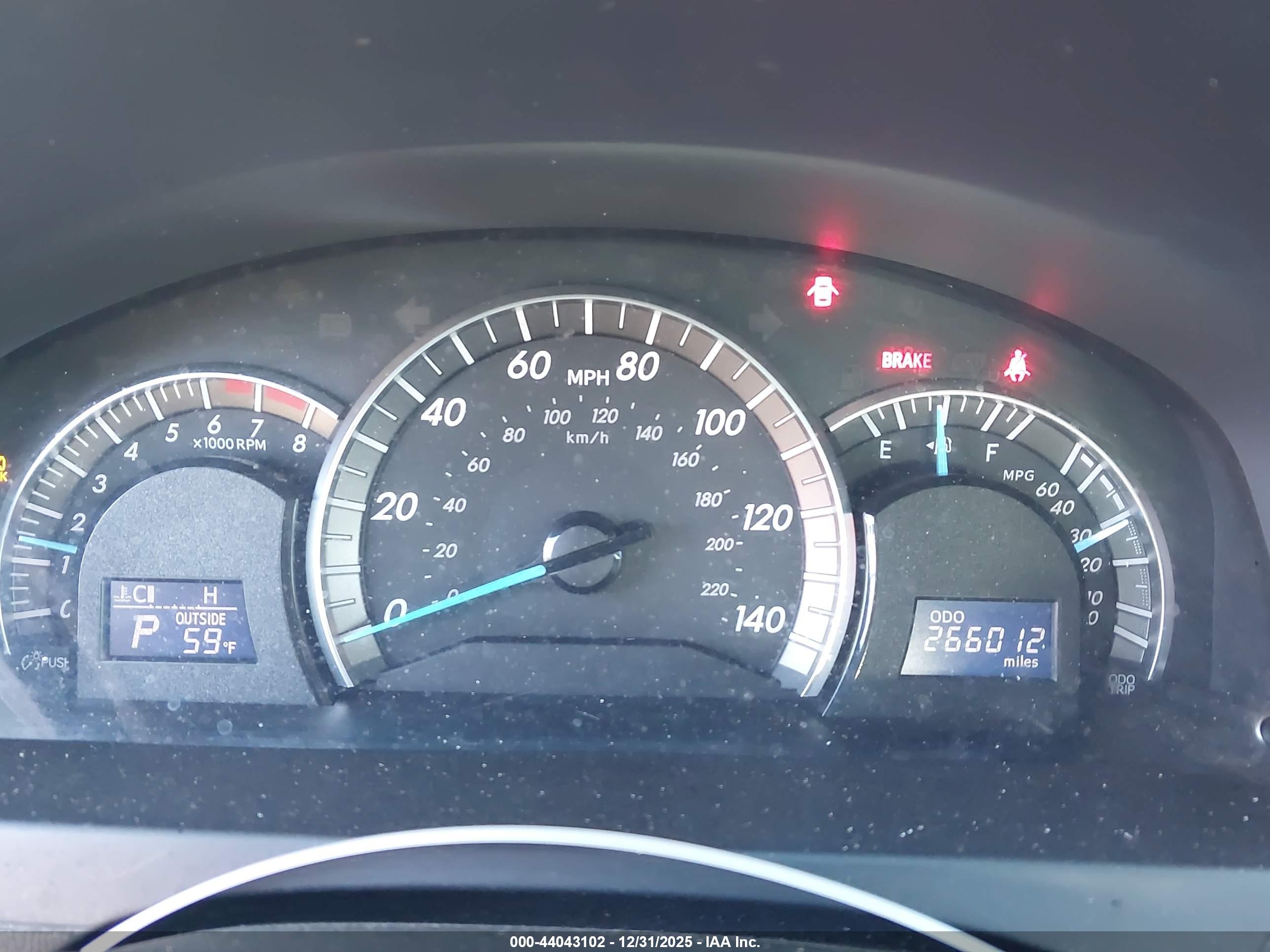 TOYOTA CAMRY image 7