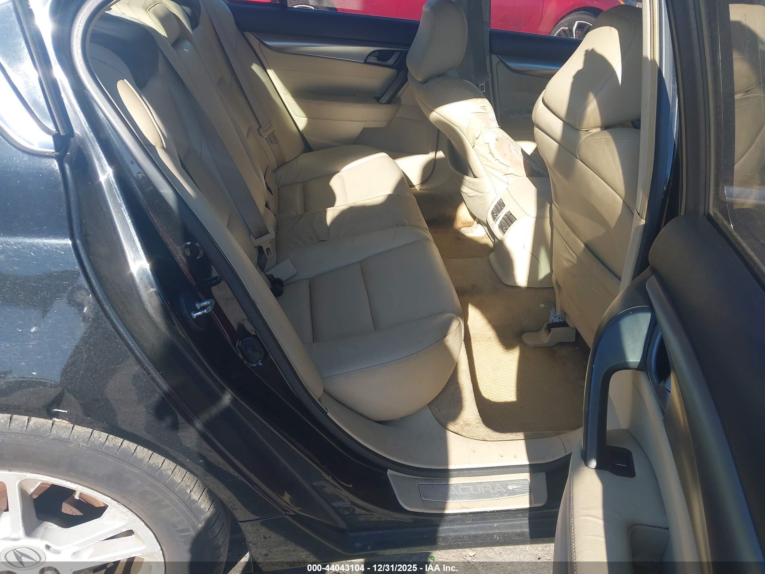 ACURA TL image 8