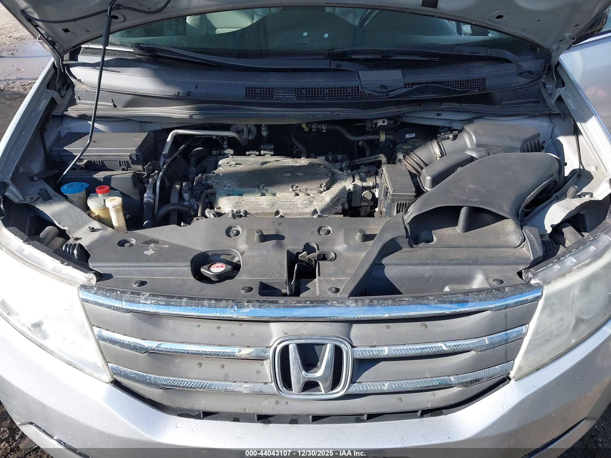HONDA ODYSSEY image 10