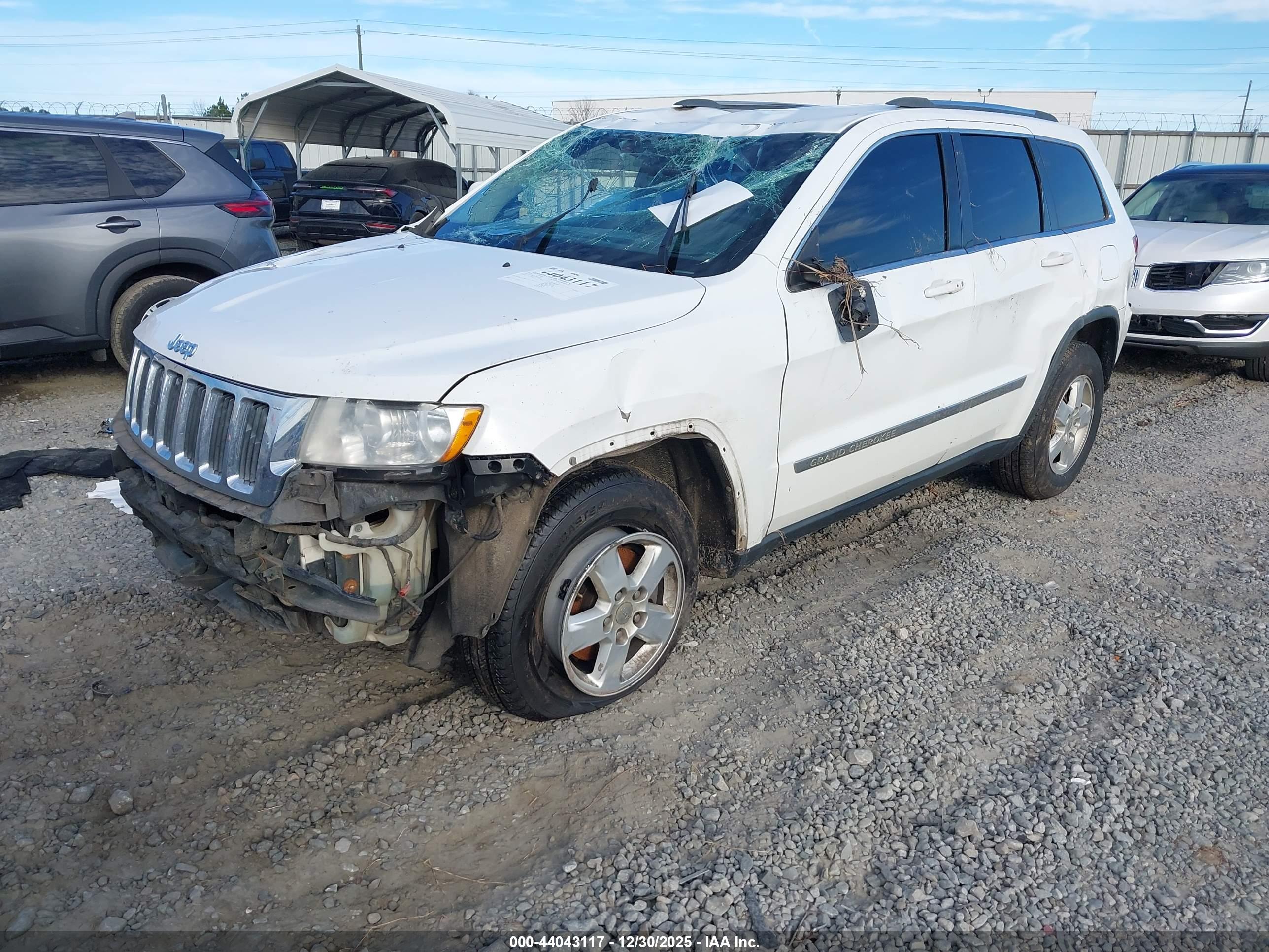 JEEP GRAND image 2