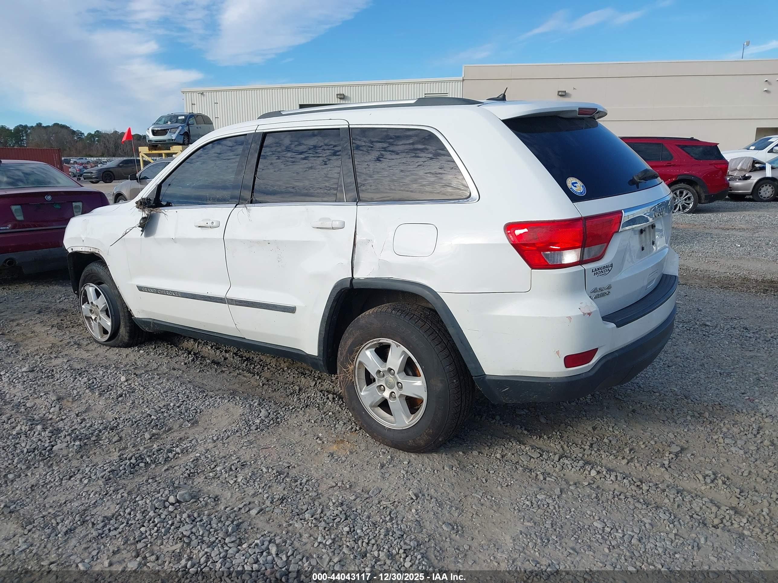 JEEP GRAND image 3