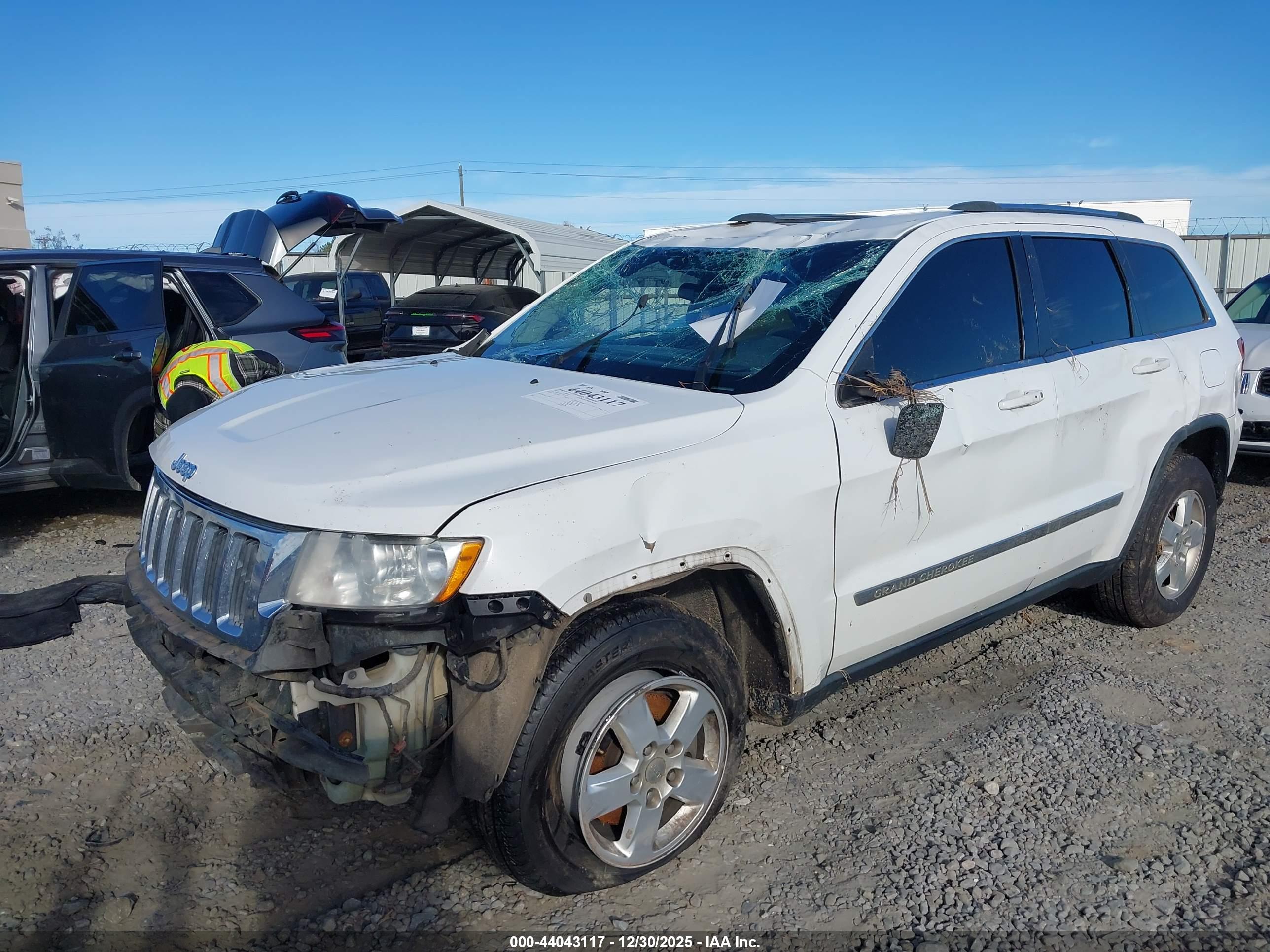 JEEP GRAND image 6
