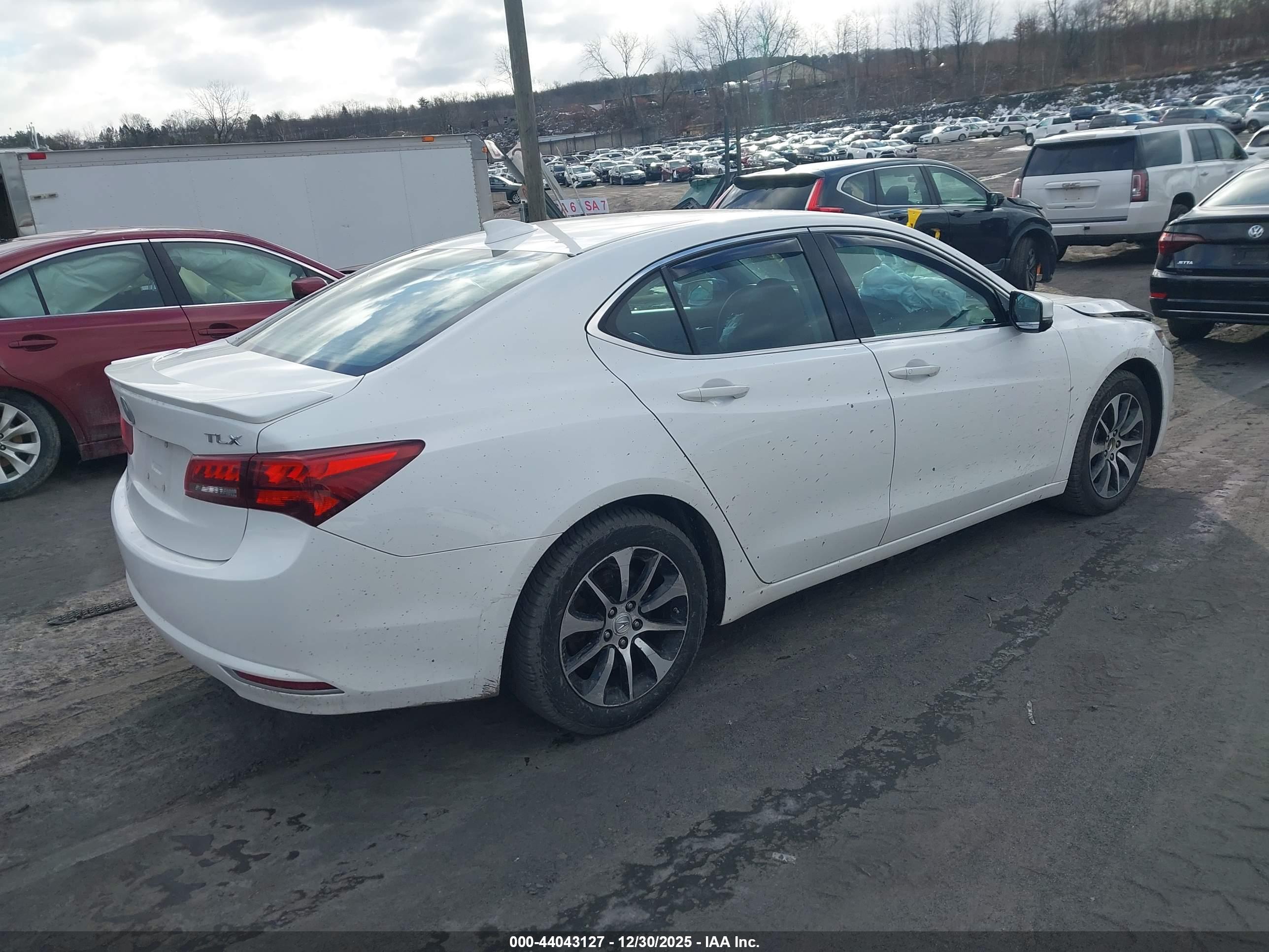 ACURA TLX image 4