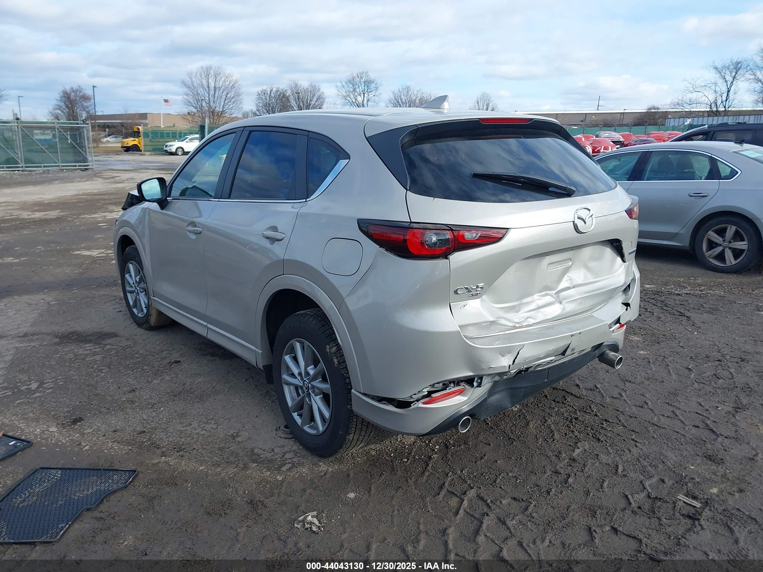 MAZDA CX-5 image 3