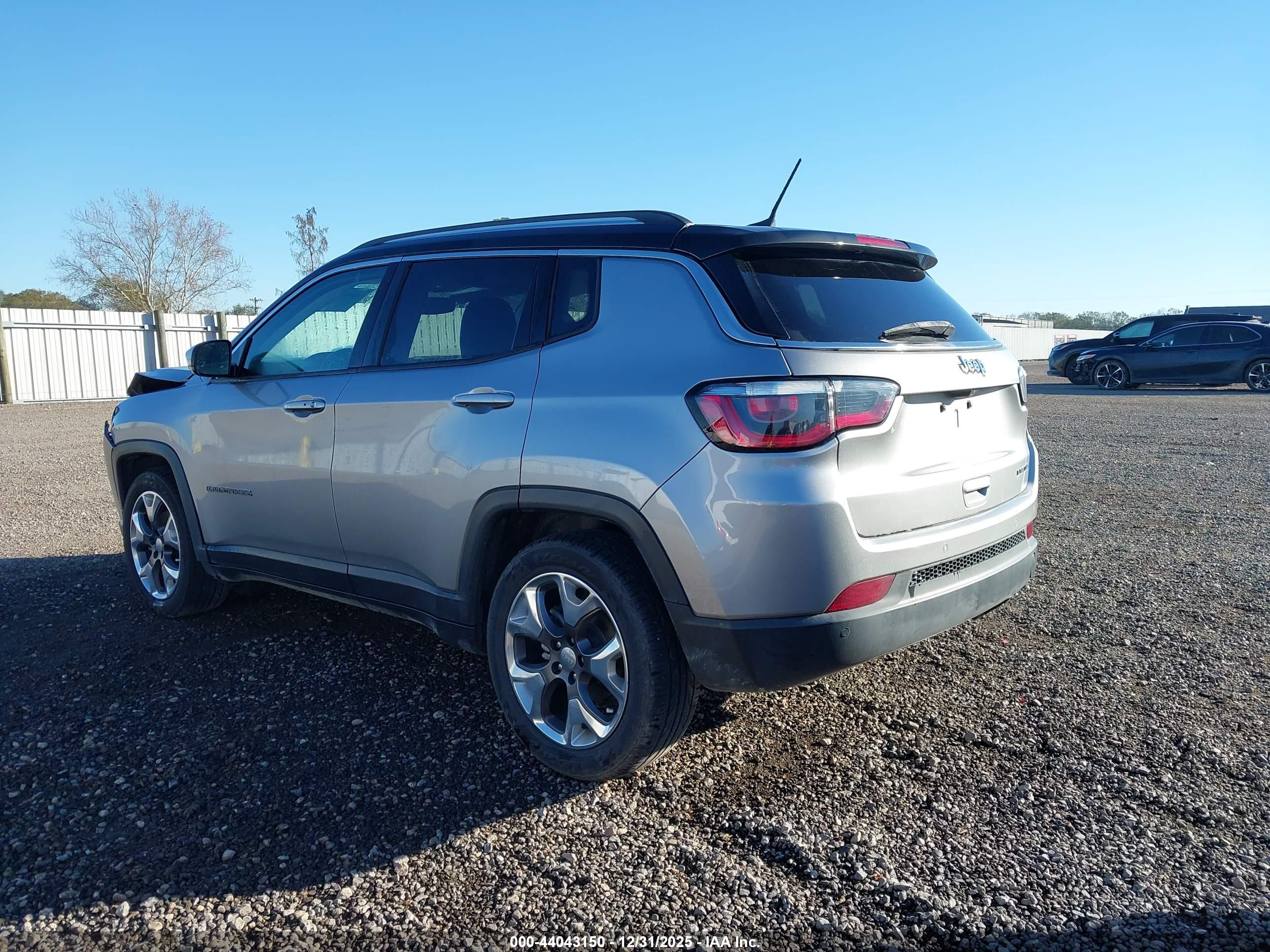 JEEP COMPASS image 3