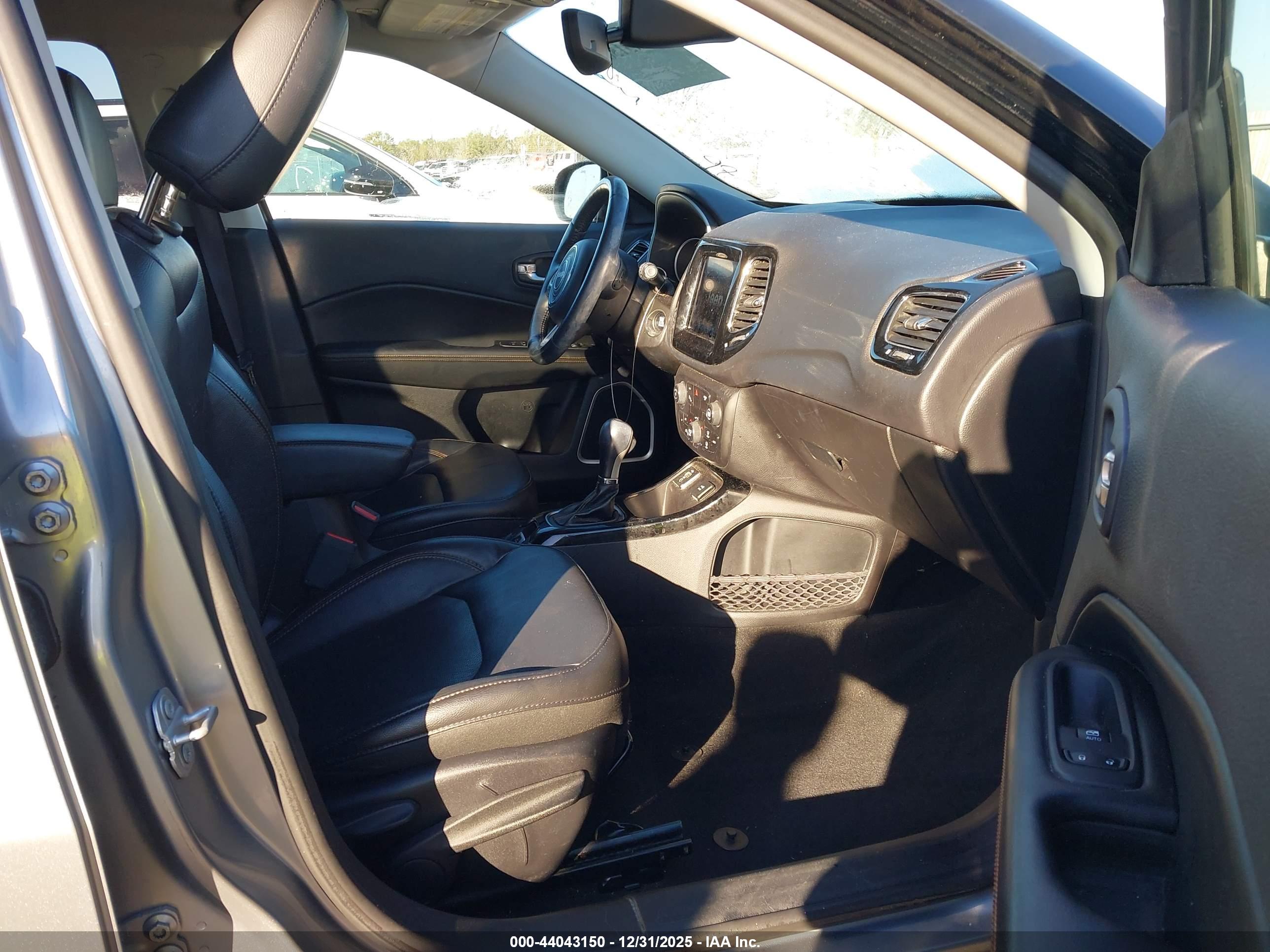JEEP COMPASS image 5