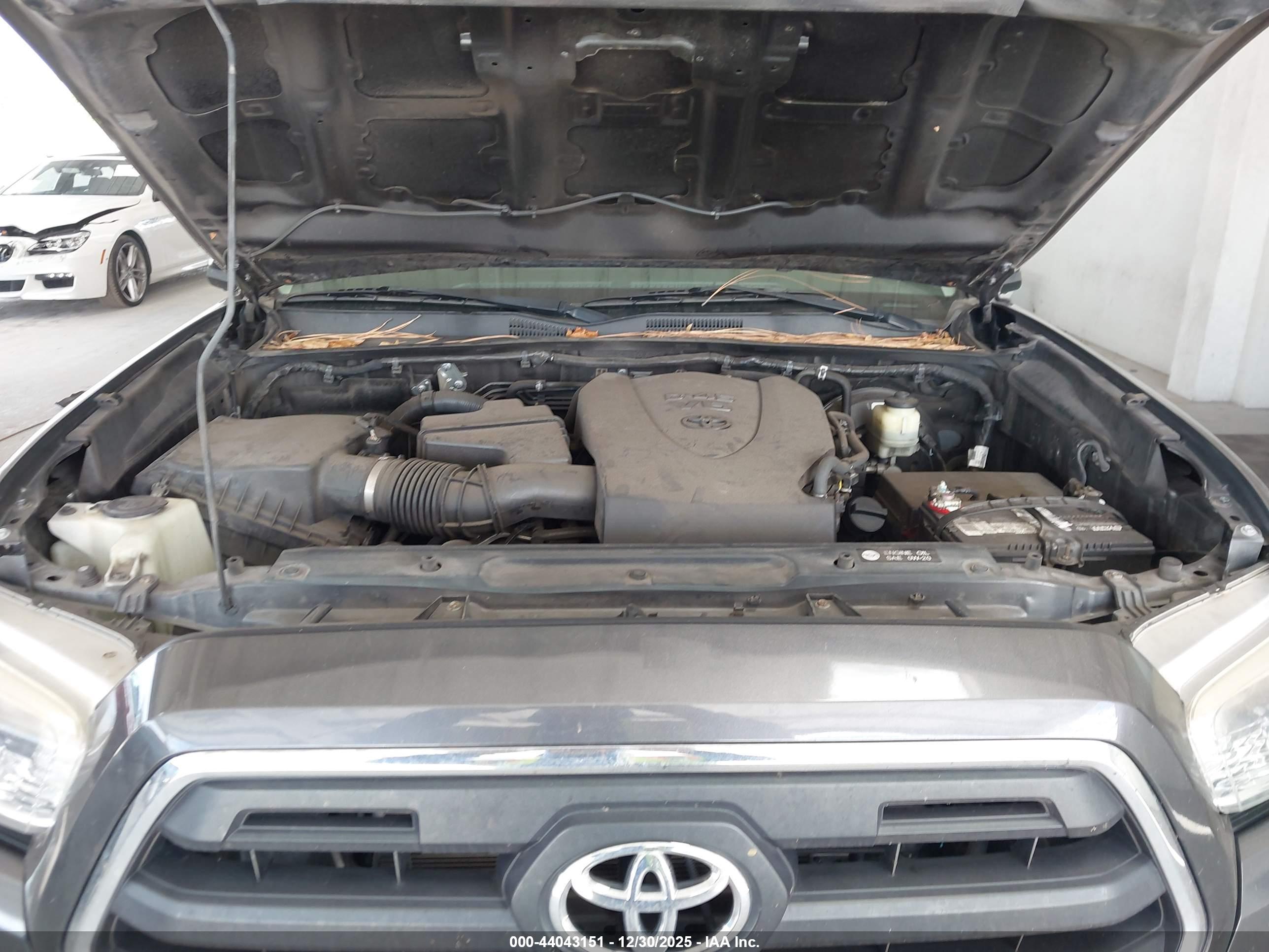TOYOTA TACOMA image 10