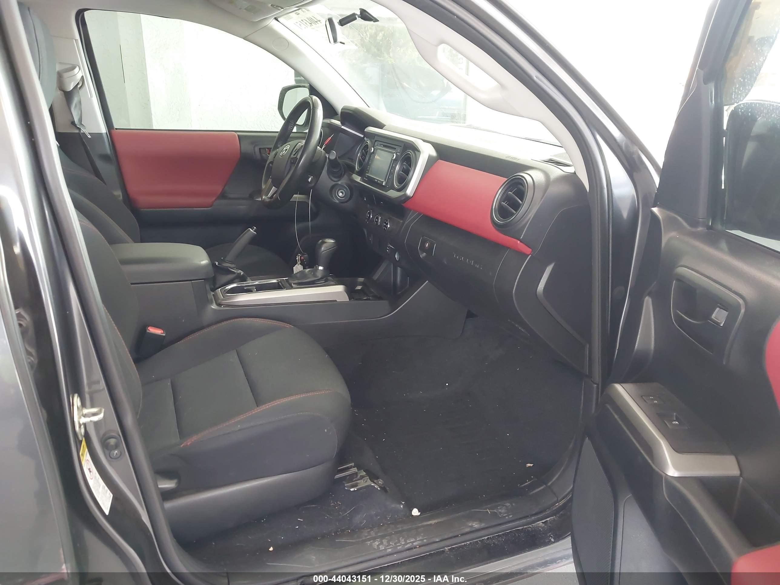 TOYOTA TACOMA image 5