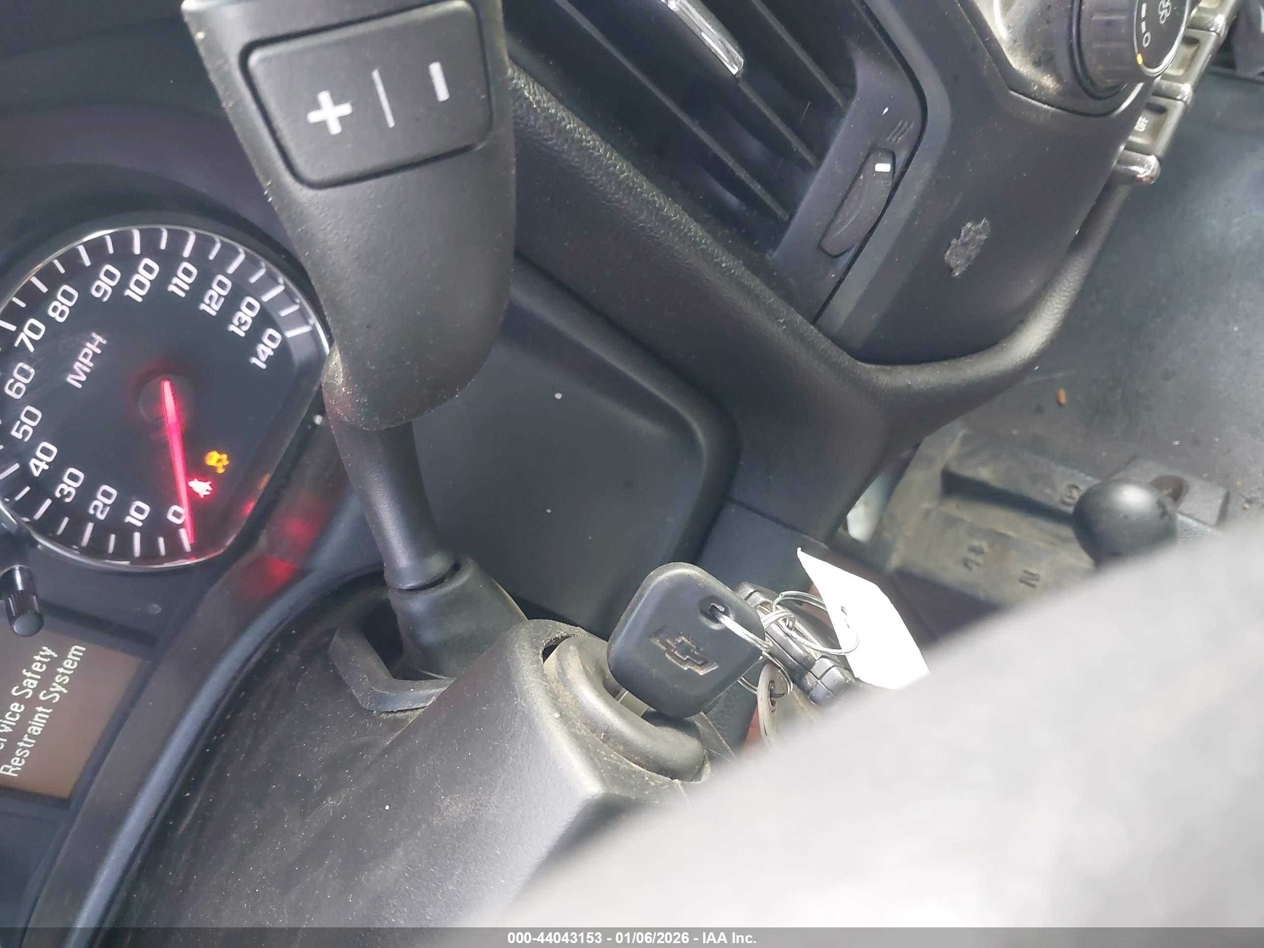 CHEVROLET SILVERADO image 11