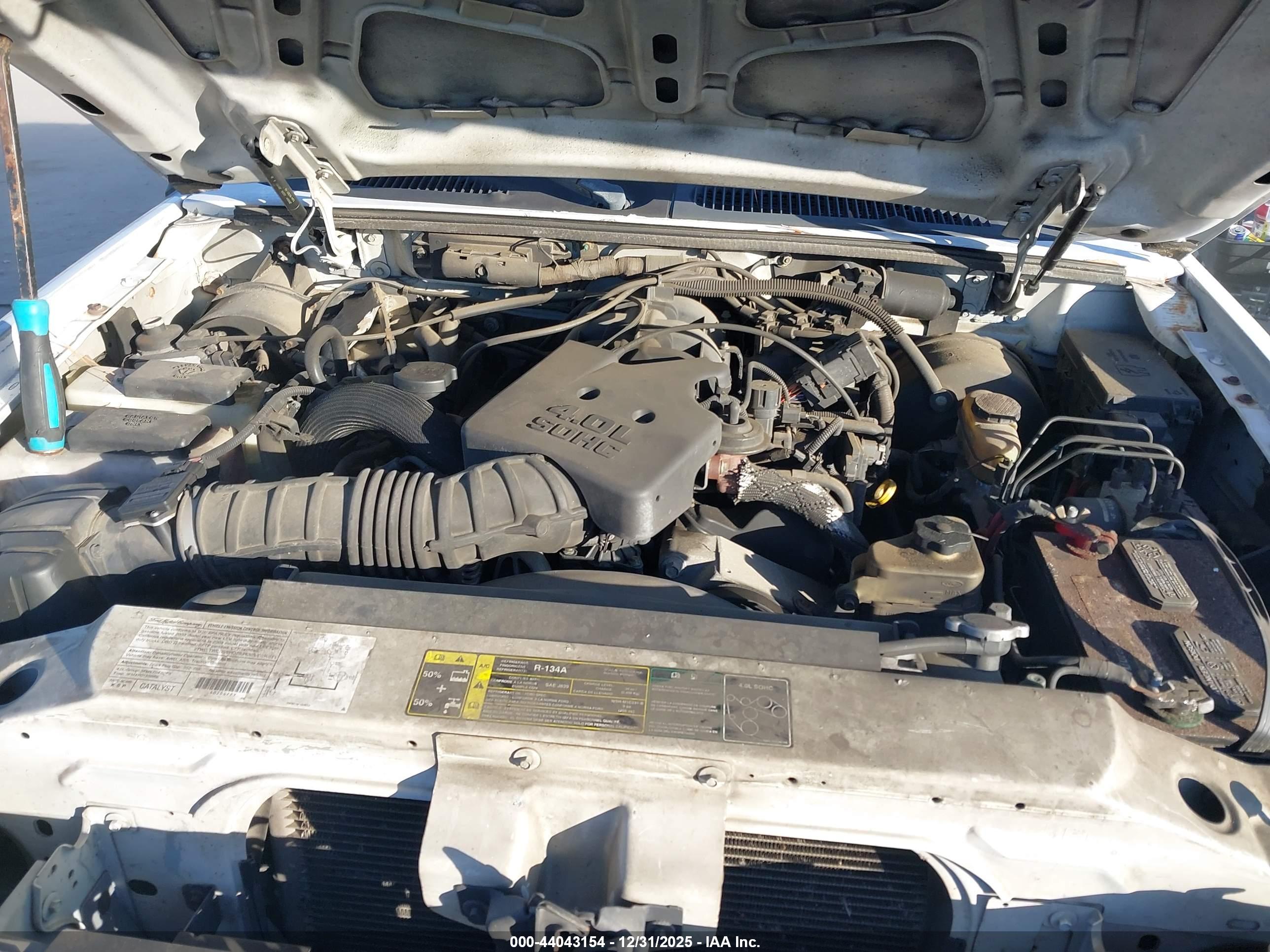 FORD EXPLORER image 10