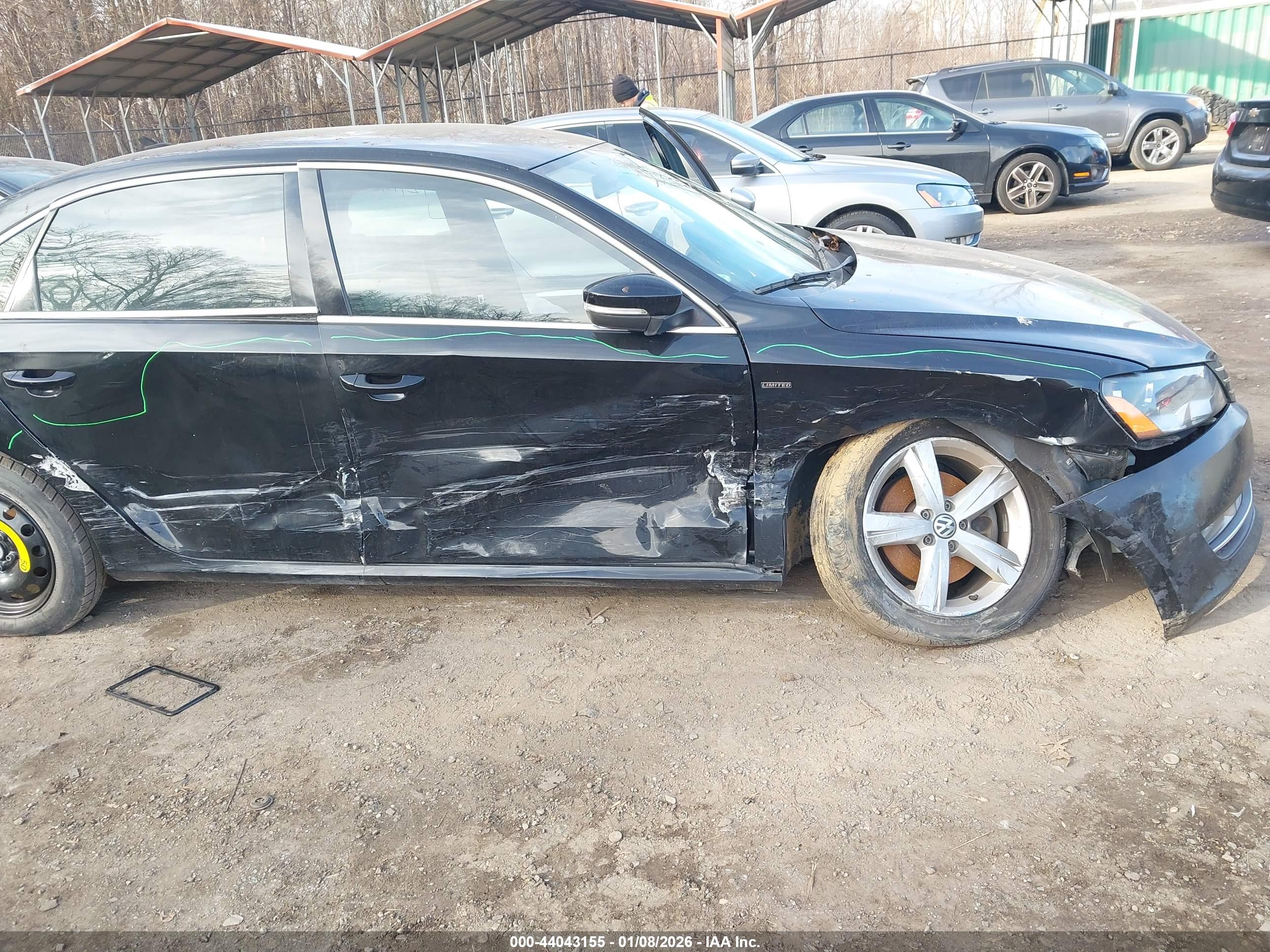 VOLKSWAGEN PASSAT image 6
