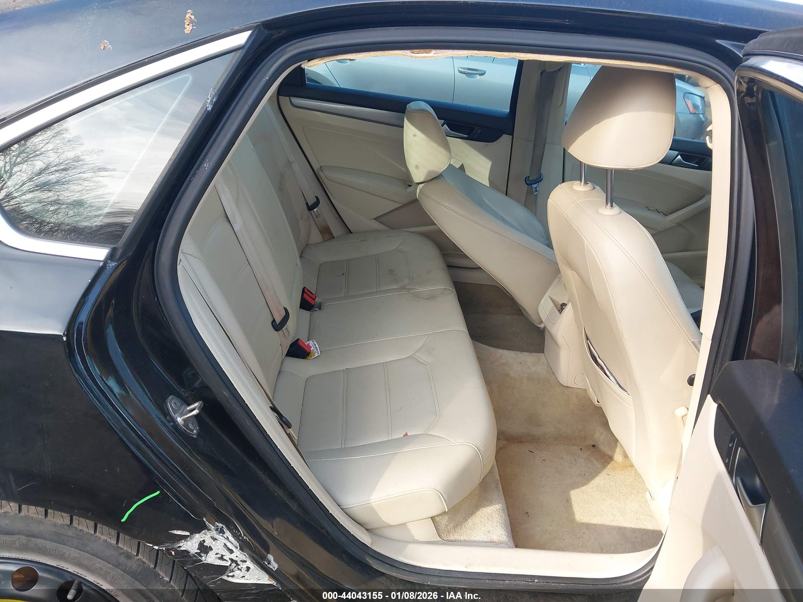 VOLKSWAGEN PASSAT image 8