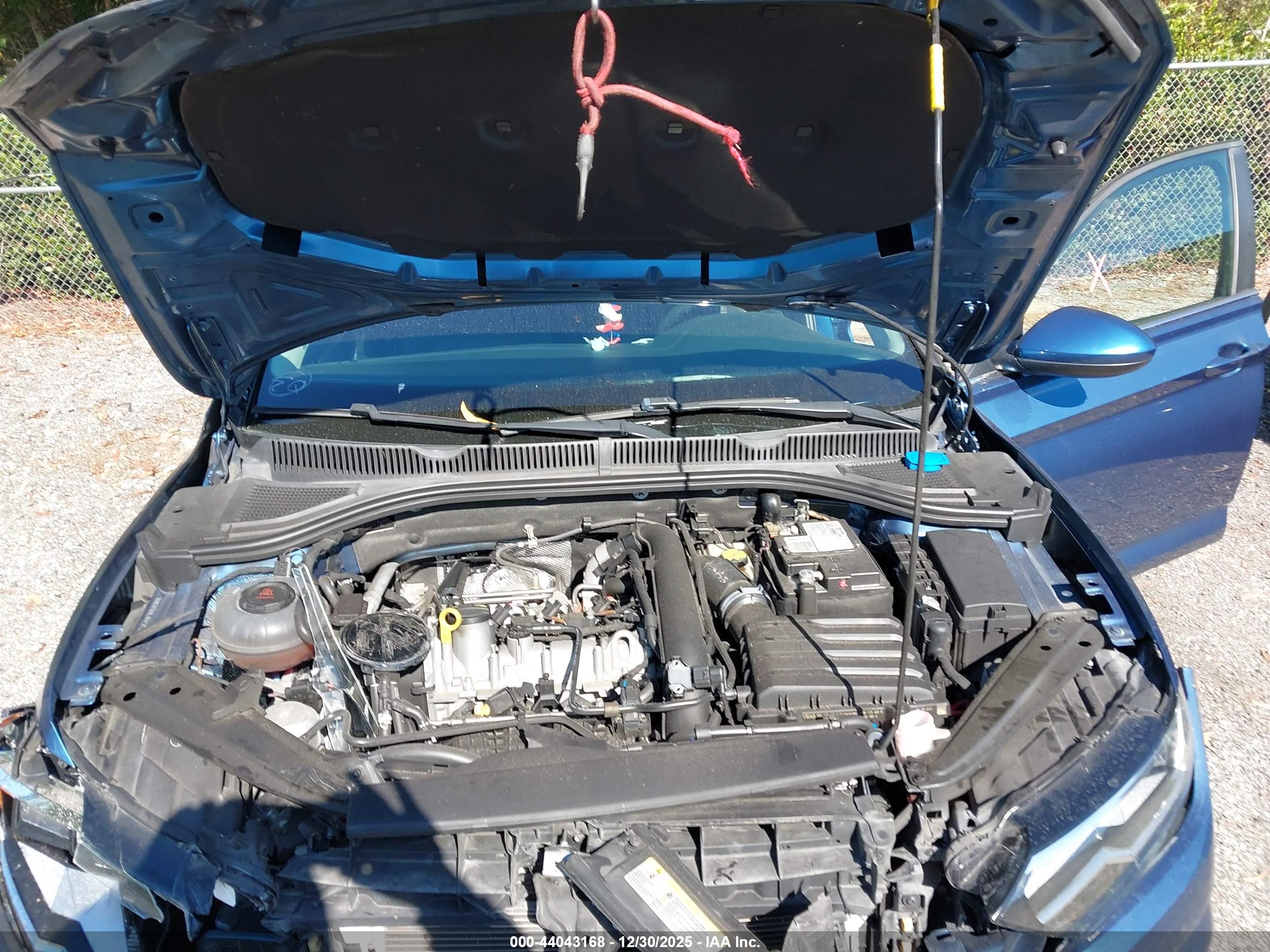 VOLKSWAGEN JETTA image 10