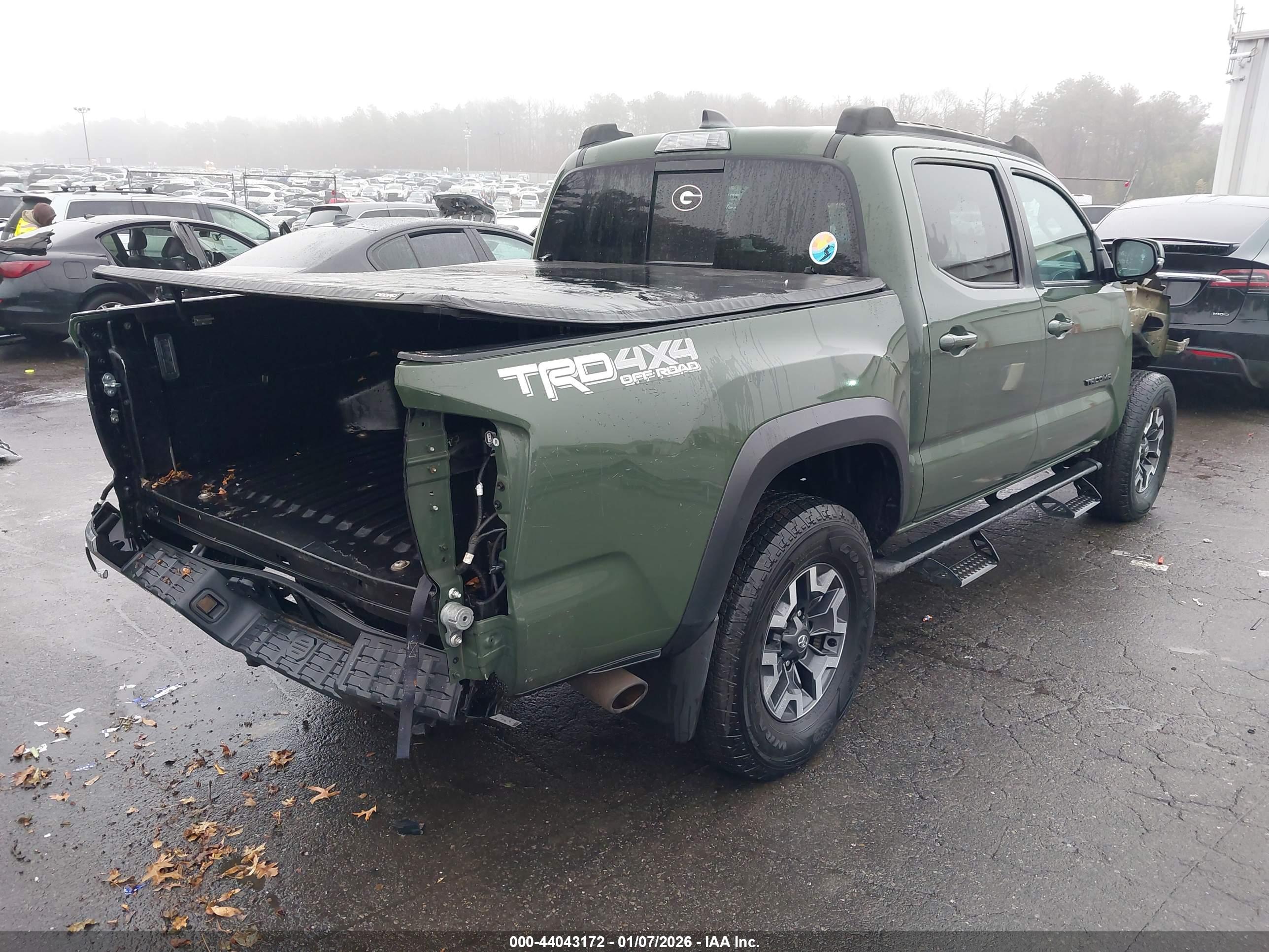TOYOTA TACOMA image 4