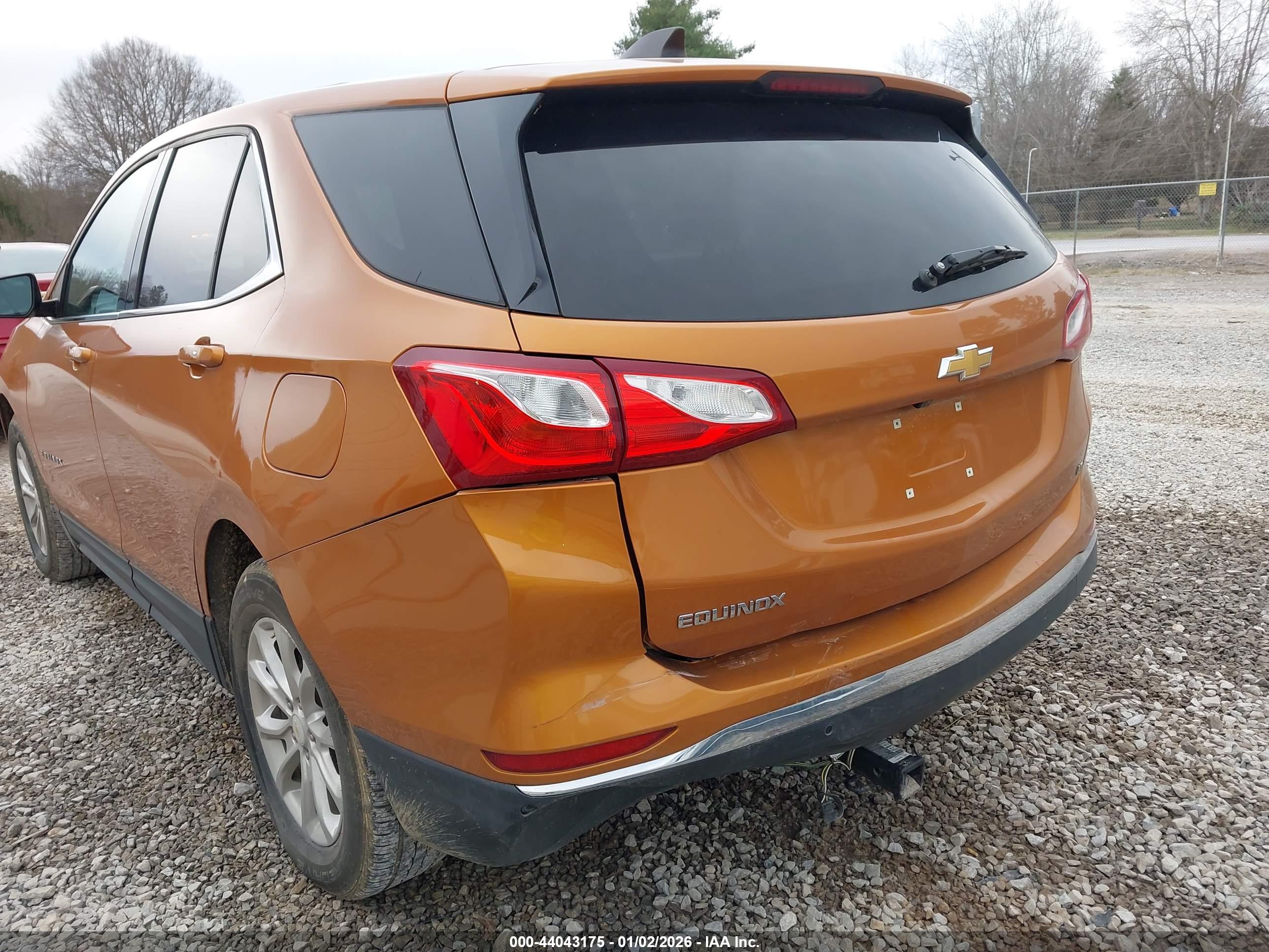 CHEVROLET EQUINOX image 6