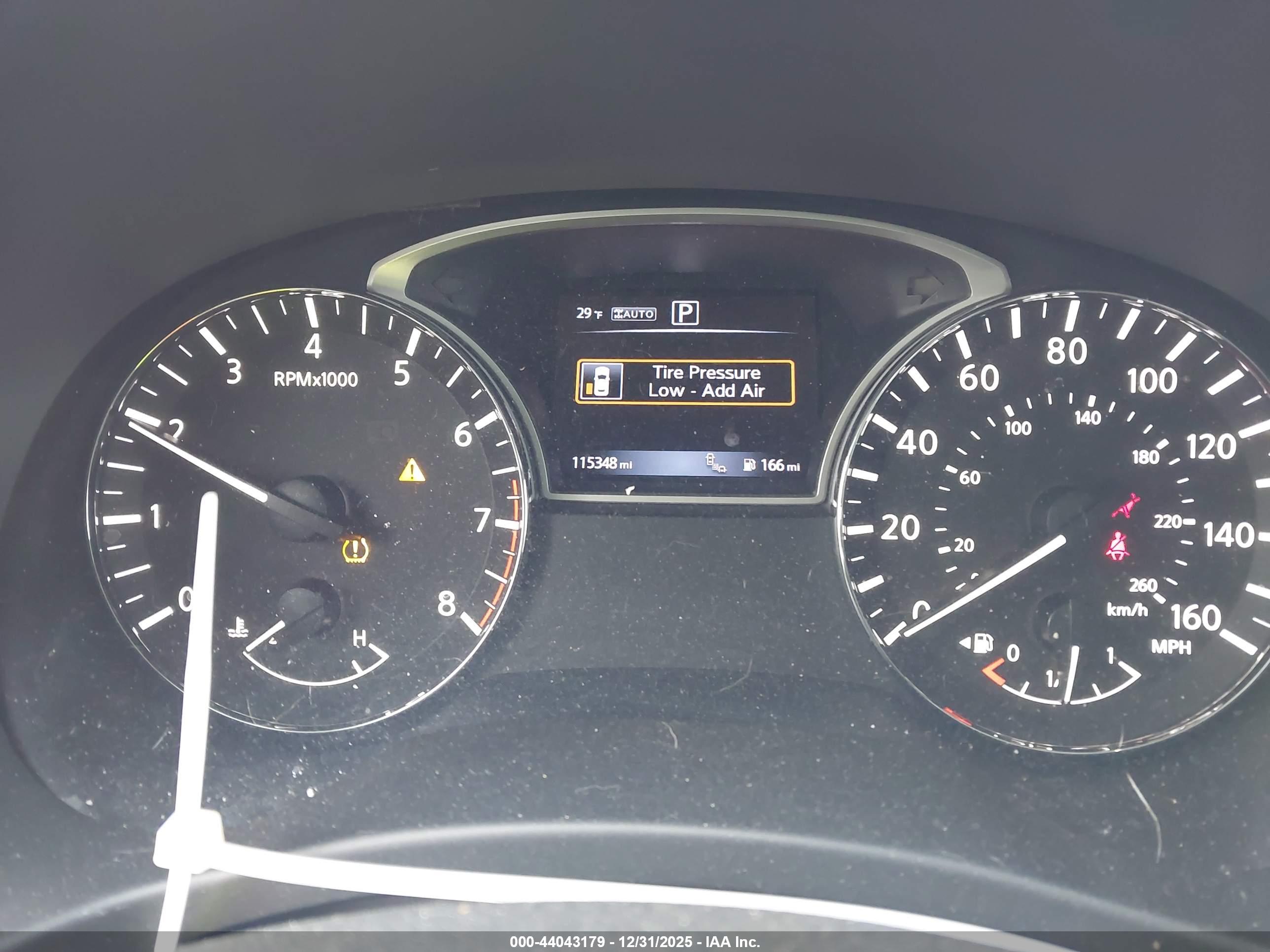 NISSAN PATHFINDER image 7