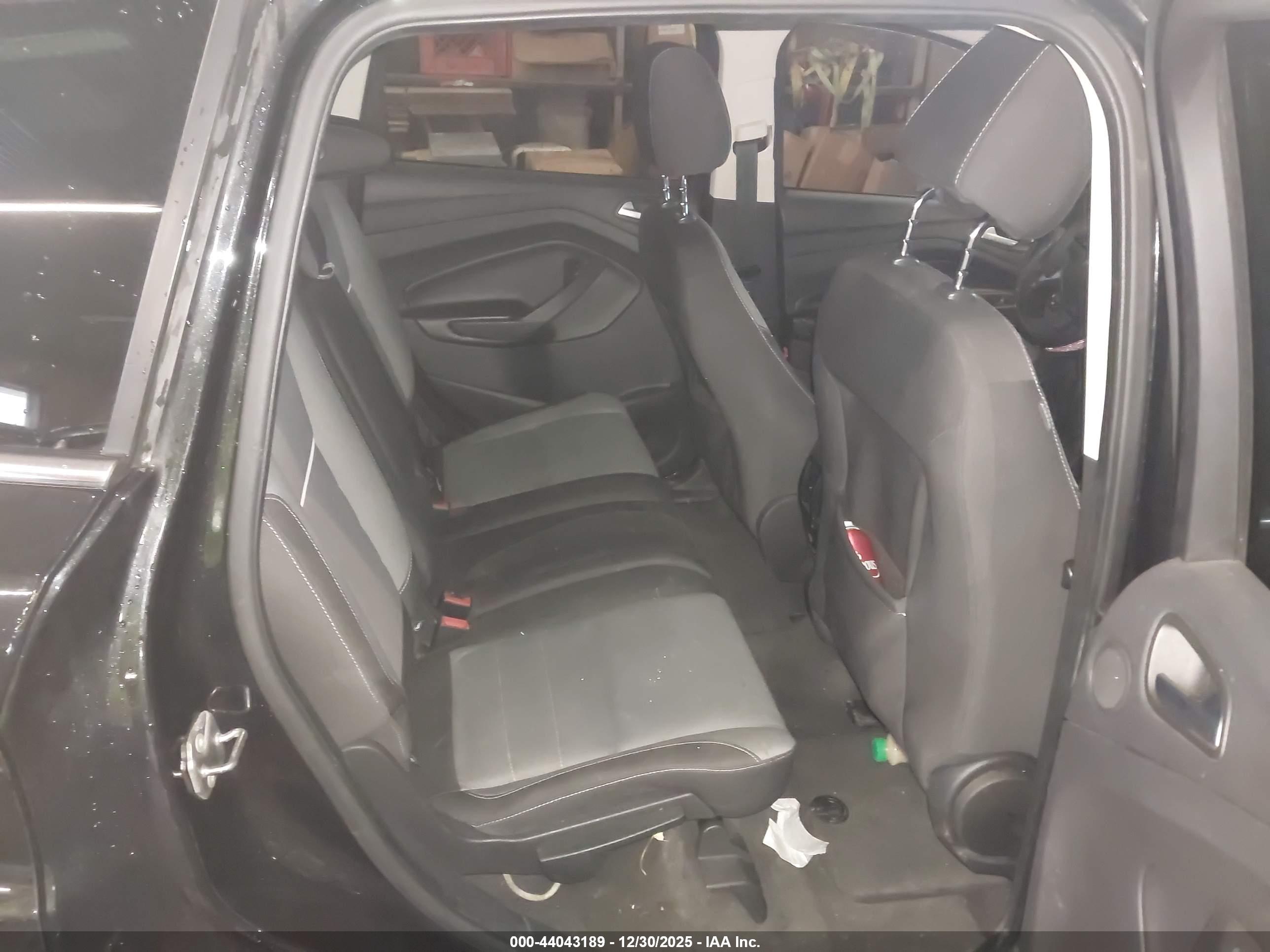 FORD ESCAPE image 8