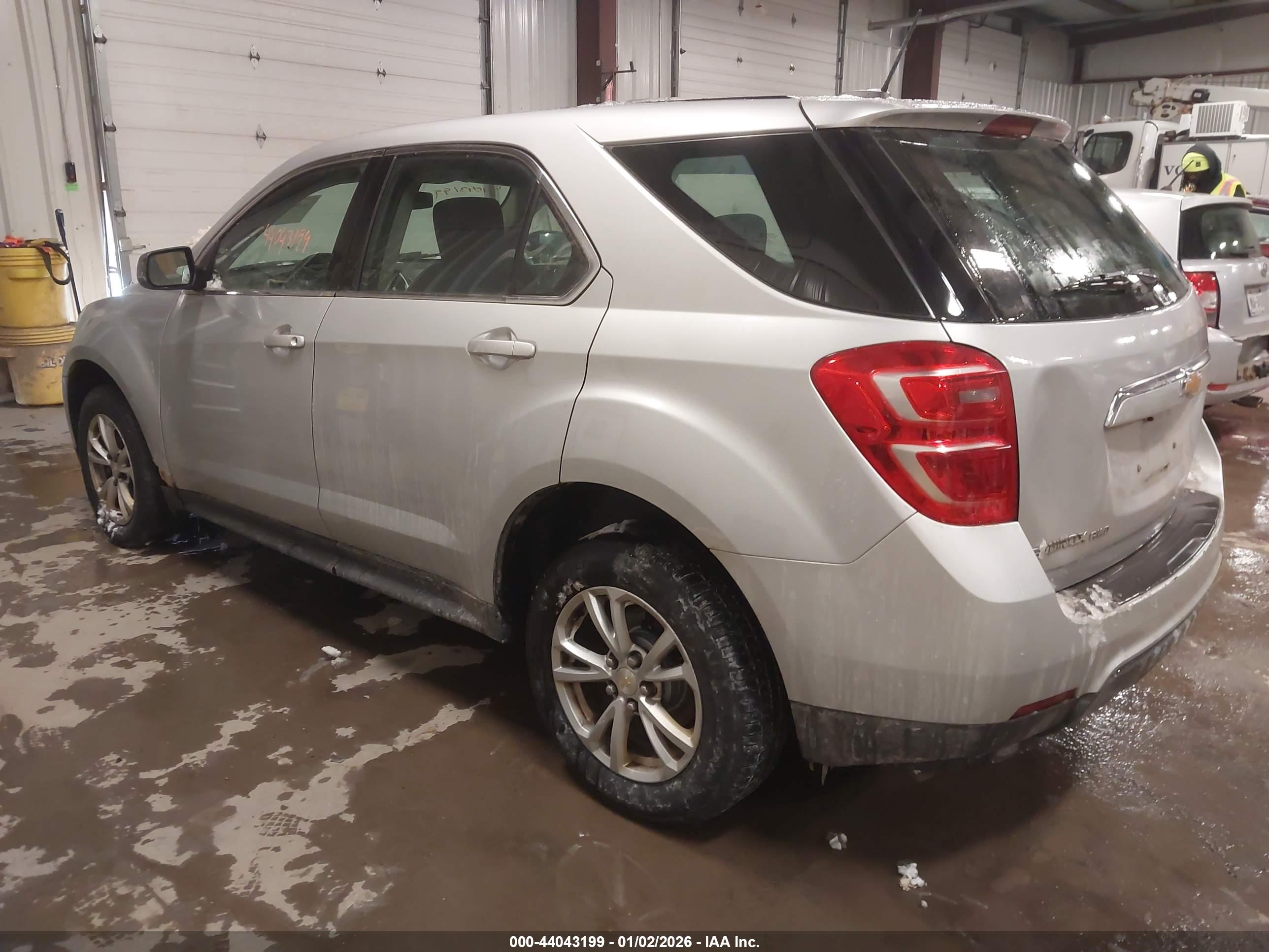 CHEVROLET EQUINOX image 3