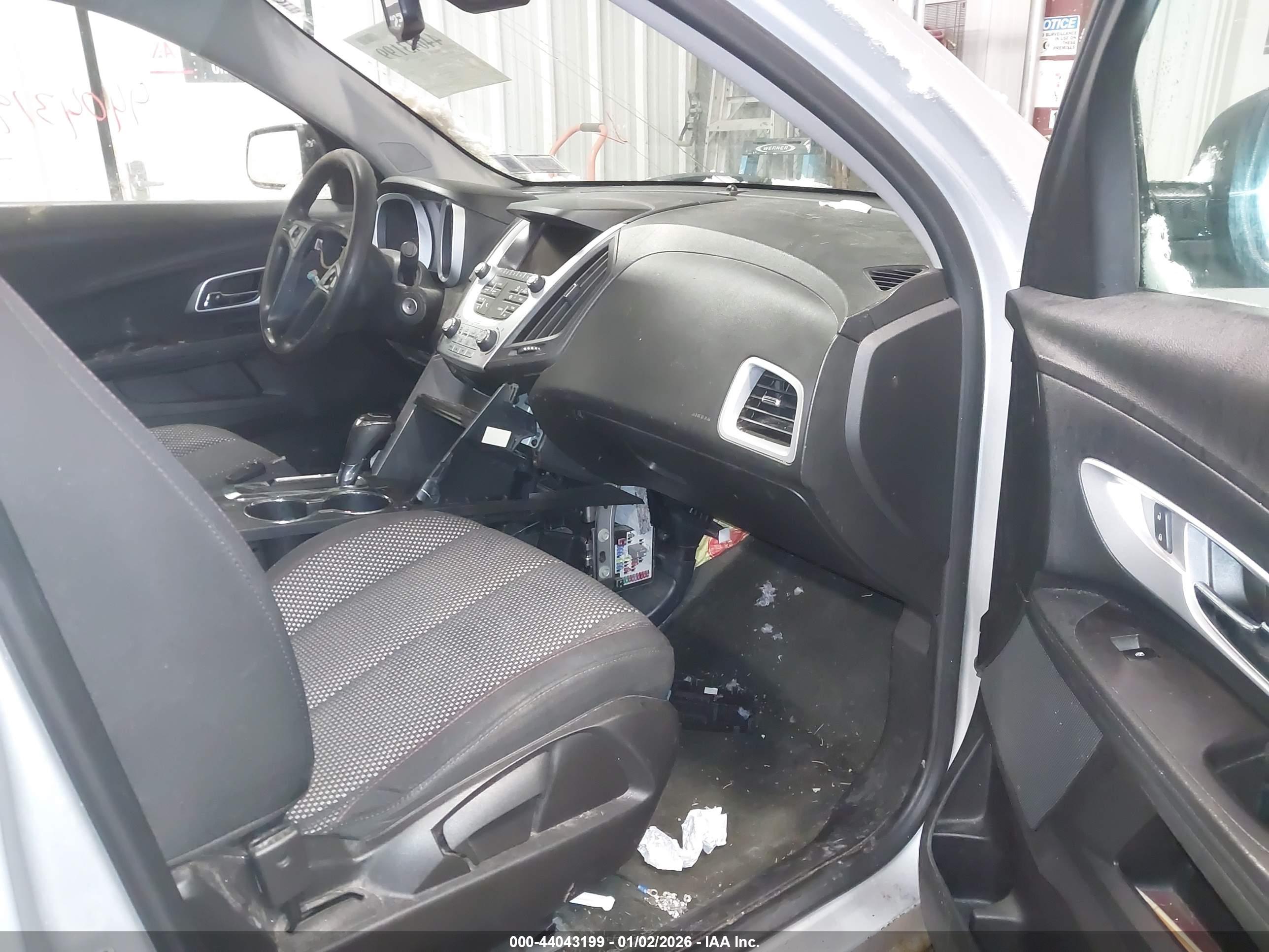 CHEVROLET EQUINOX image 5