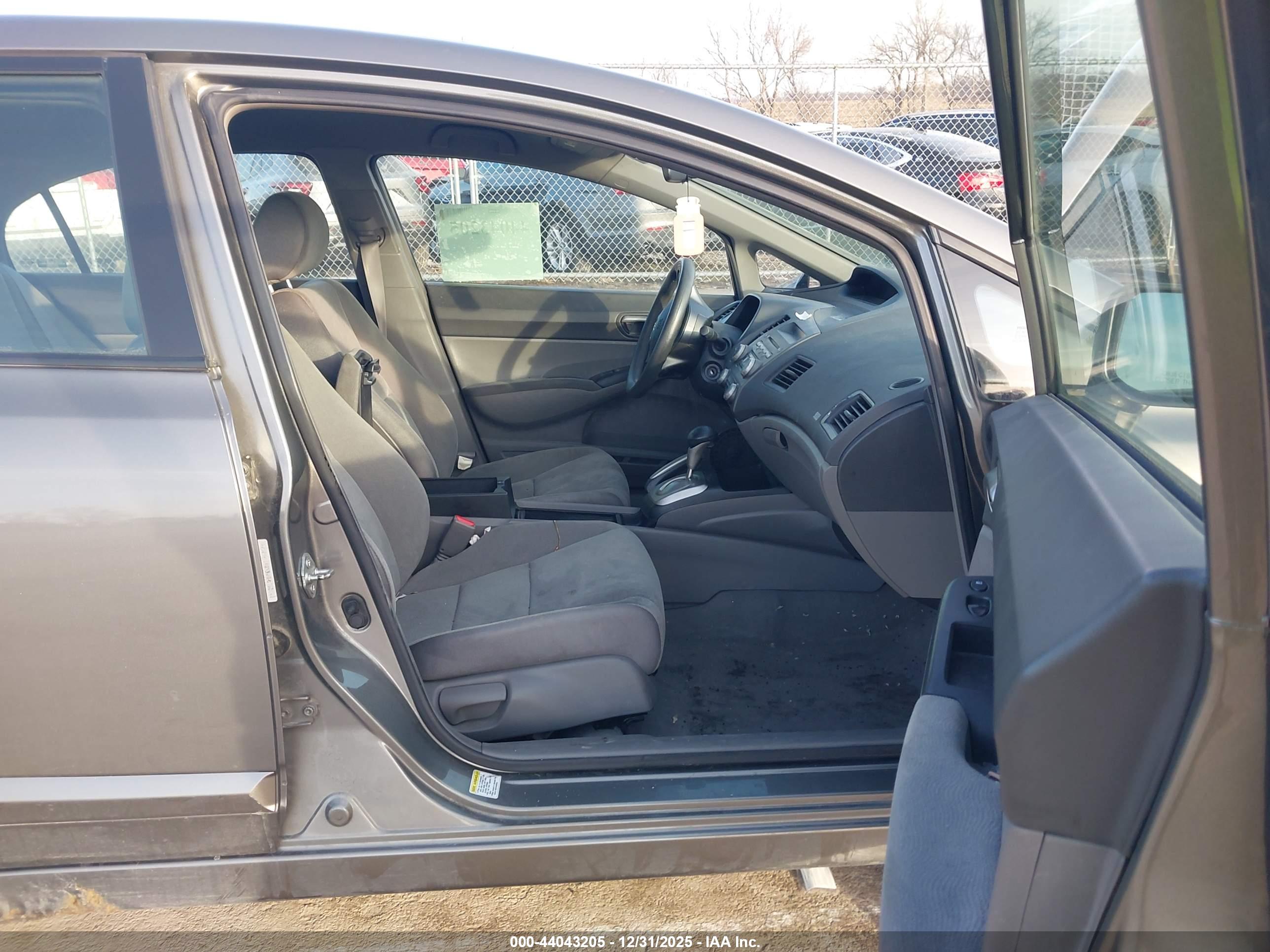 HONDA CIVIC image 5