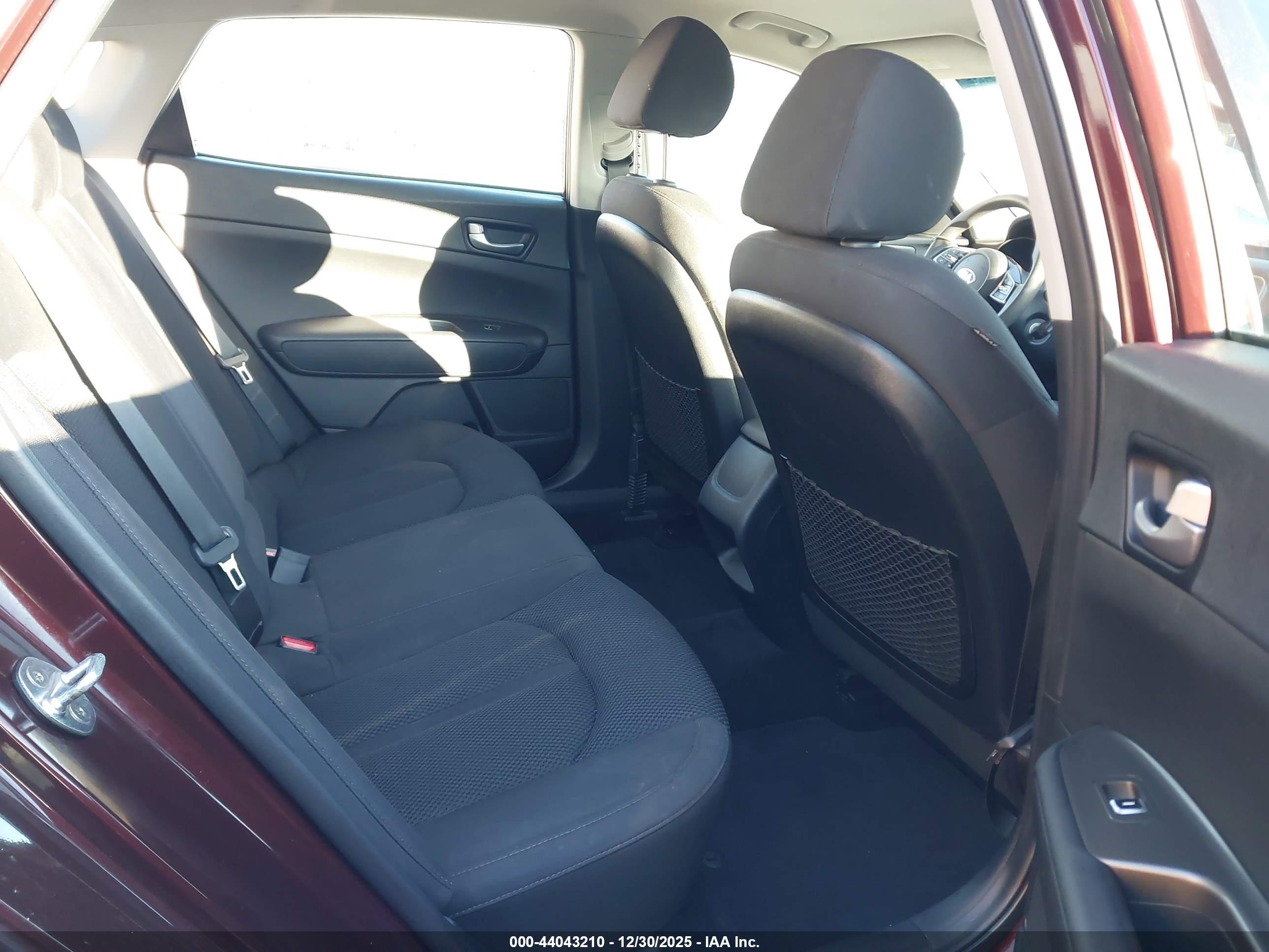 KIA OPTIMA image 8