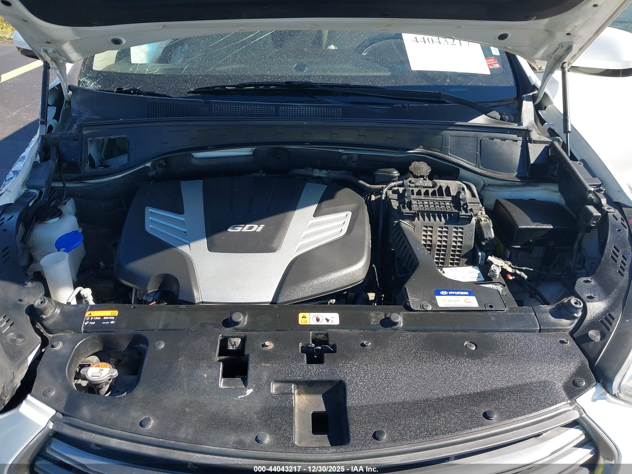 HYUNDAI SANTA image 10