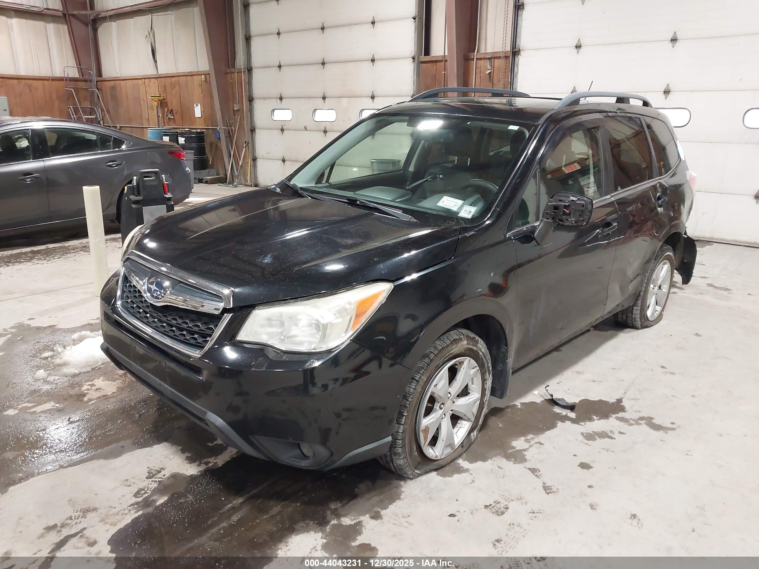 SUBARU FORESTER image 2