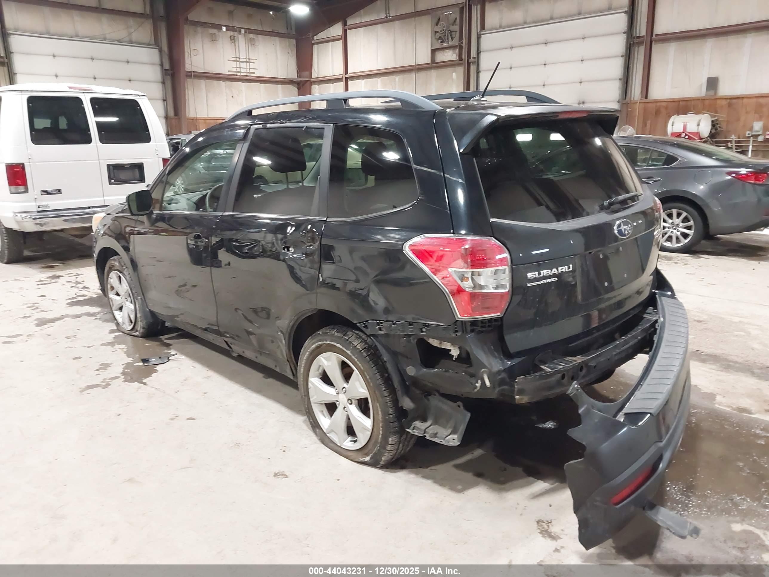 SUBARU FORESTER image 3