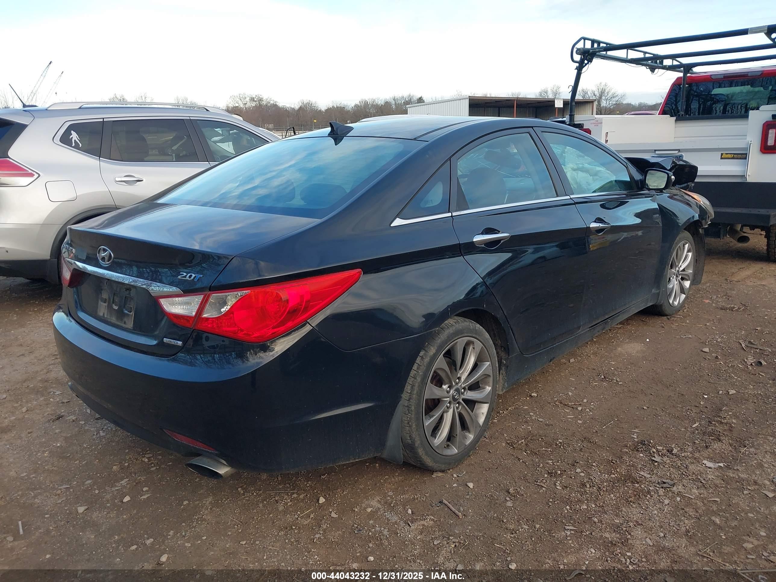 HYUNDAI SONATA image 4