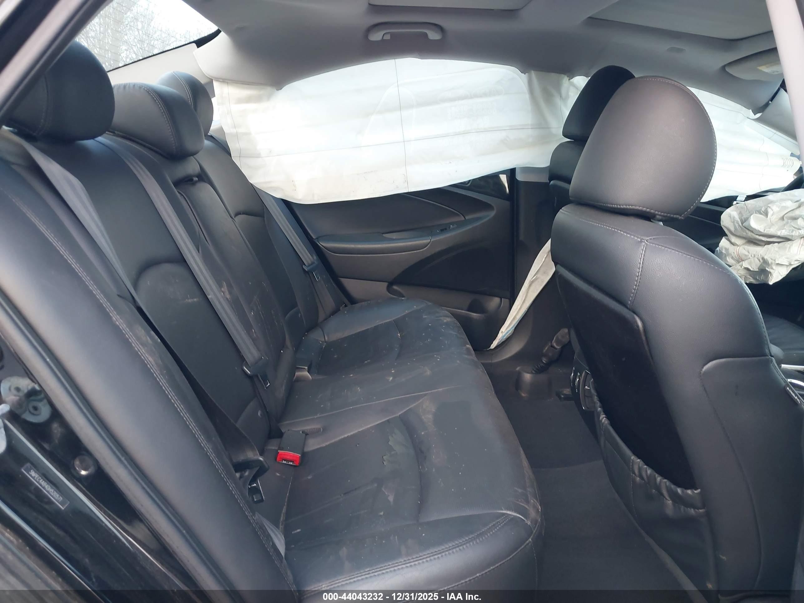 HYUNDAI SONATA image 8
